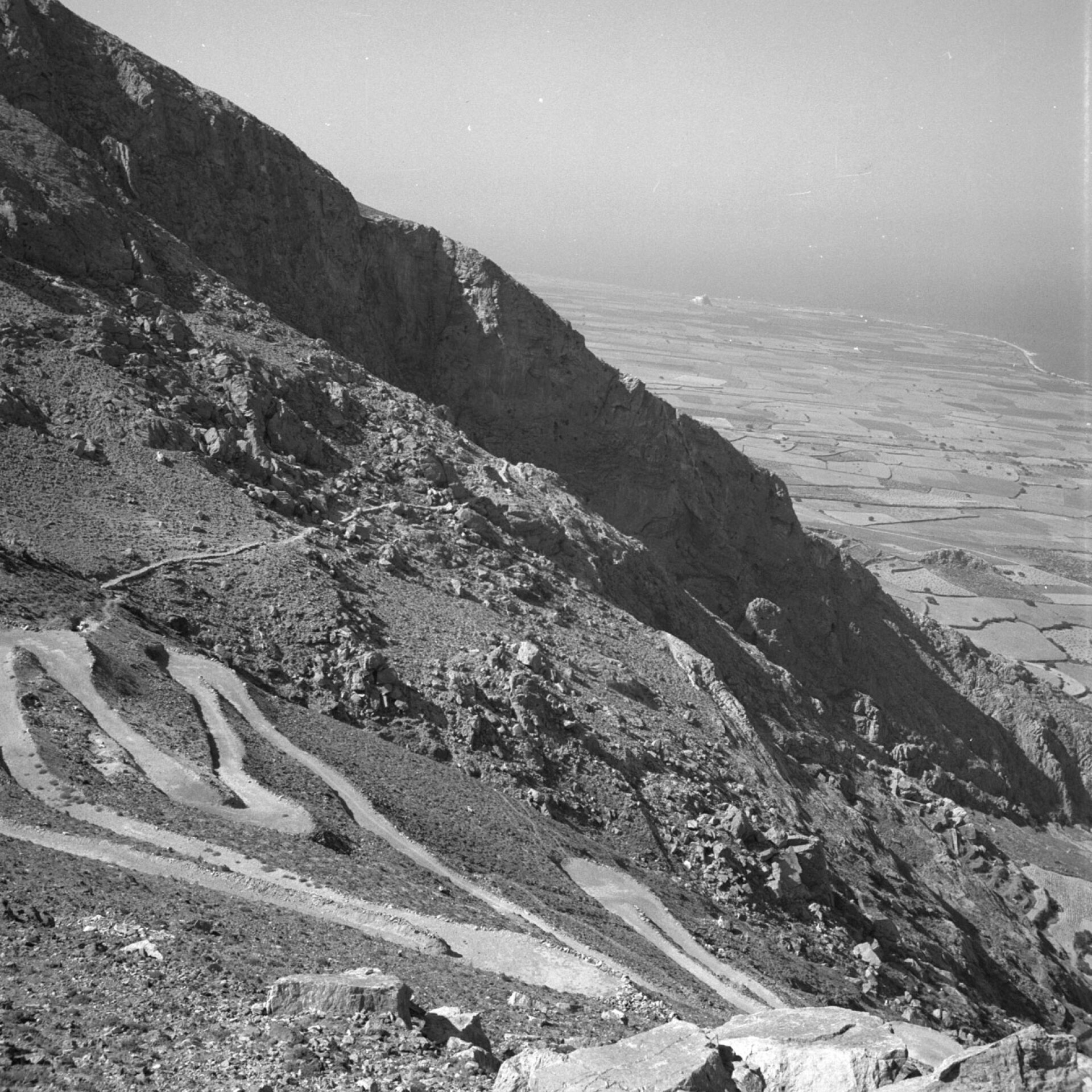 Σαντορίνη 1954, ο δρόμος που ανοίχτηκε για τον Κόνραντ Αντενάουερ