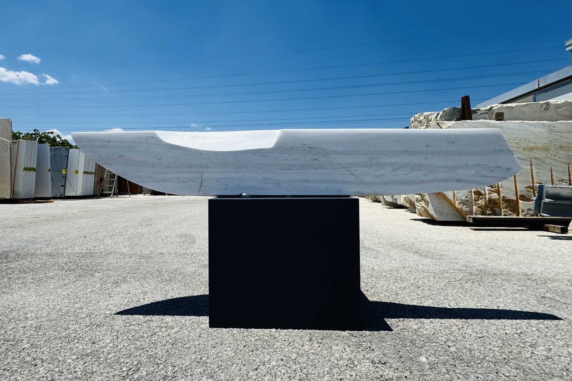 Βένια Δημητρακοπούλου, «Αναπαυόμενη νίκη» στο Αρχαιολογικό Μουσείο Πάρου