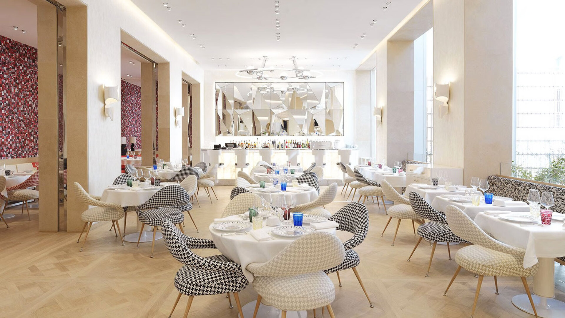 Cafe Dior Restaurant Monsieur, Παρίσι