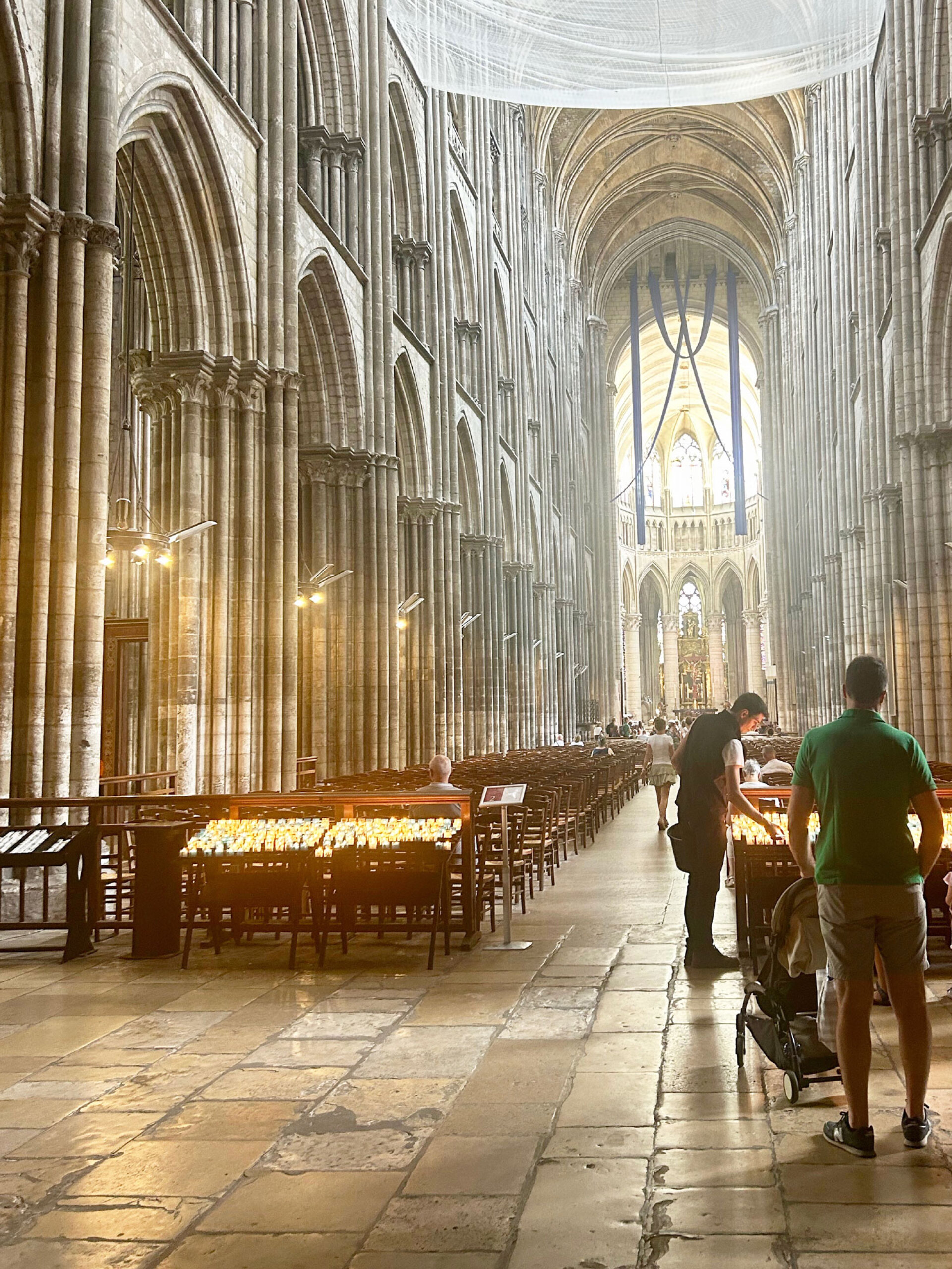 Ο καθεδρικός της Ρουέν εσωτερικά