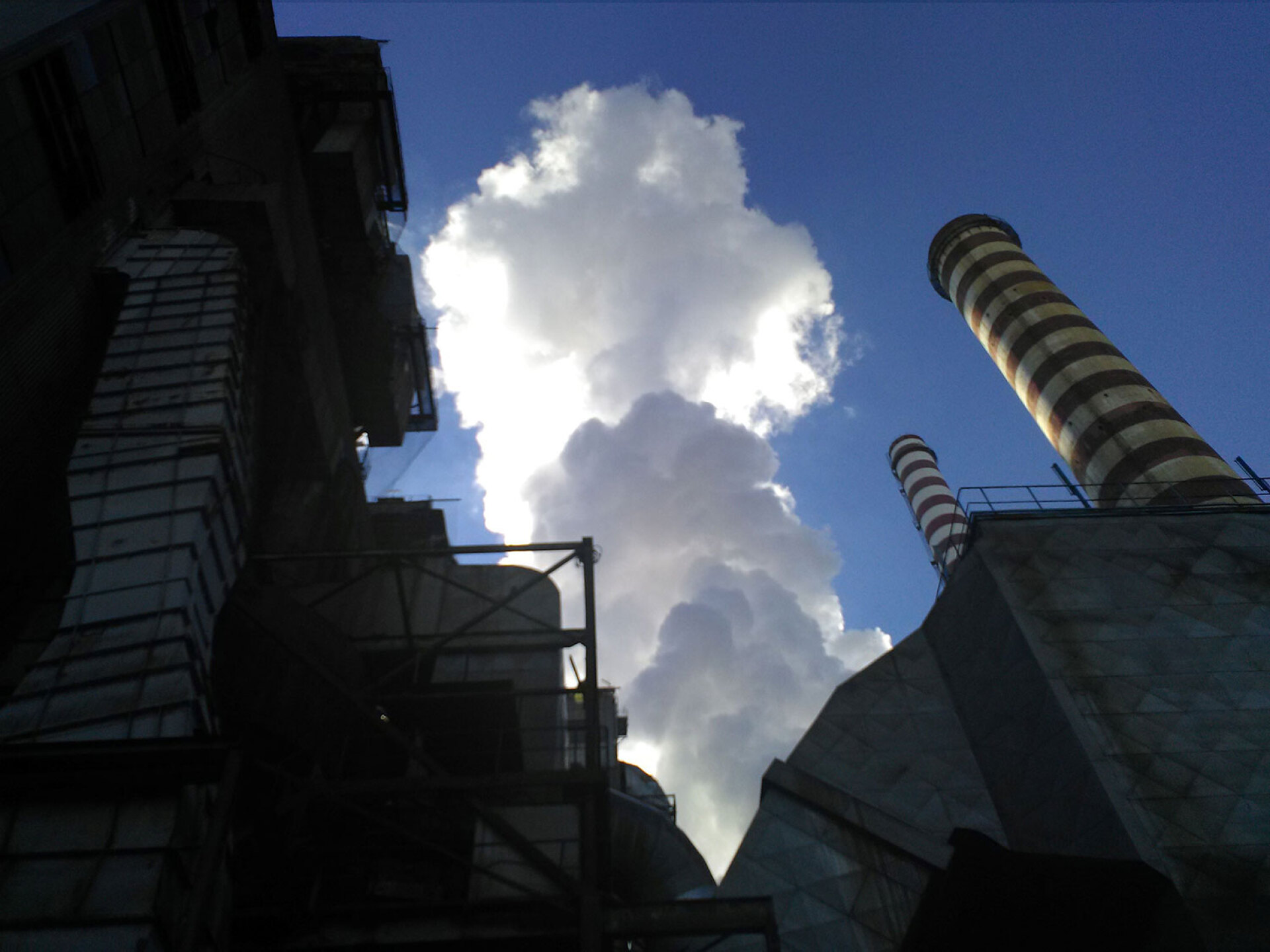 Ο Μελαγχολικός Εργάτης, μια σπουδαία έρευνα του Άρη Ασπρούλη για το βίωμα των μεγάλων αλλαγών