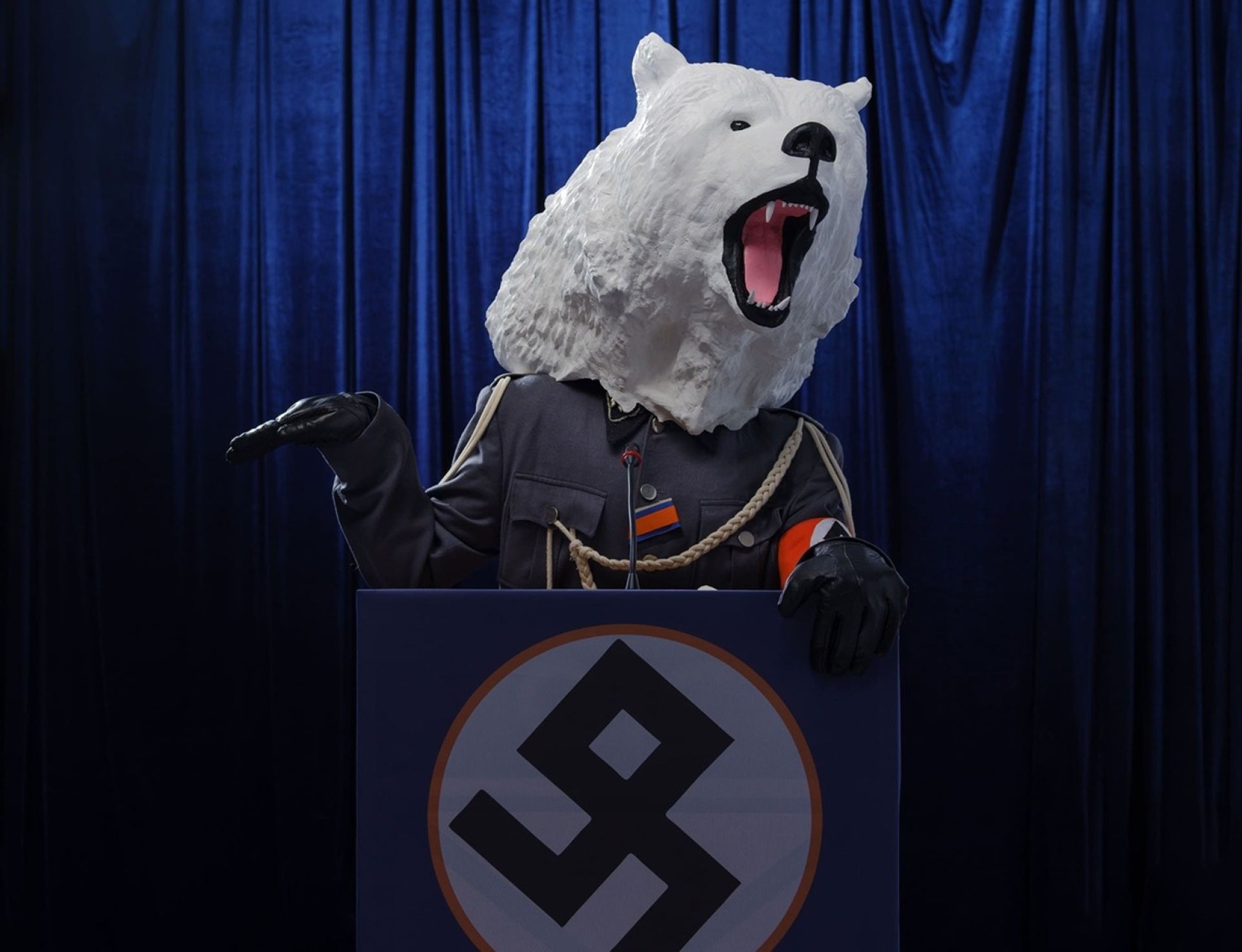 «Οι δημοκράτορες», Θέατρο του Νέου Κόσμου