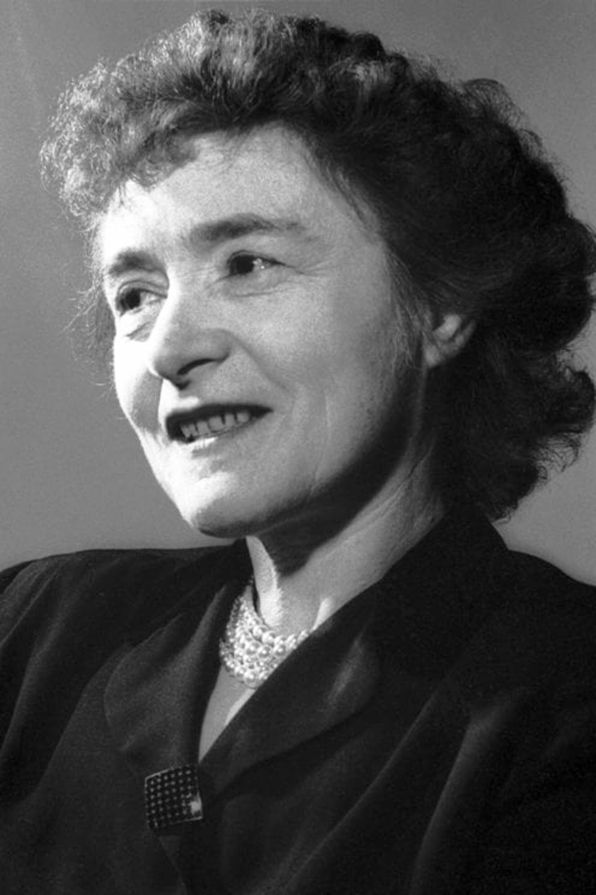 Γκέρτι Τερέζα Κόρι, Εβραία βιοχημικός