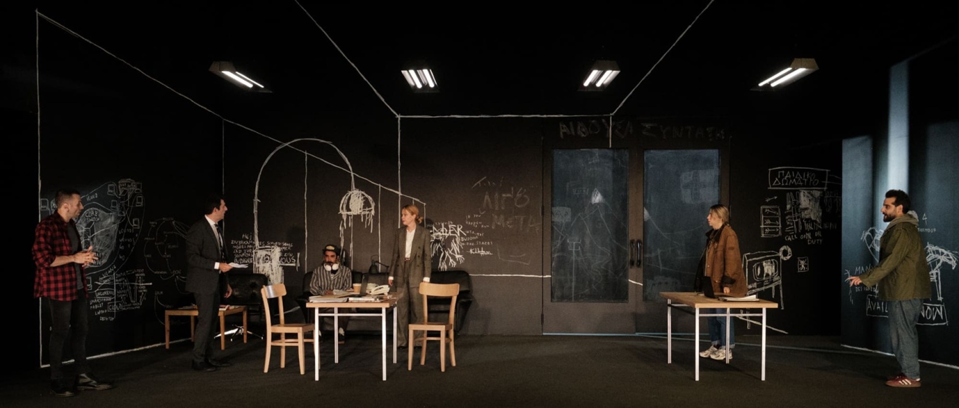 Ο εχθρός του λαού σε σκηνοθεσία Τόμας Οστενμάιερ στο Θέατρο του Νέου Κόσμου