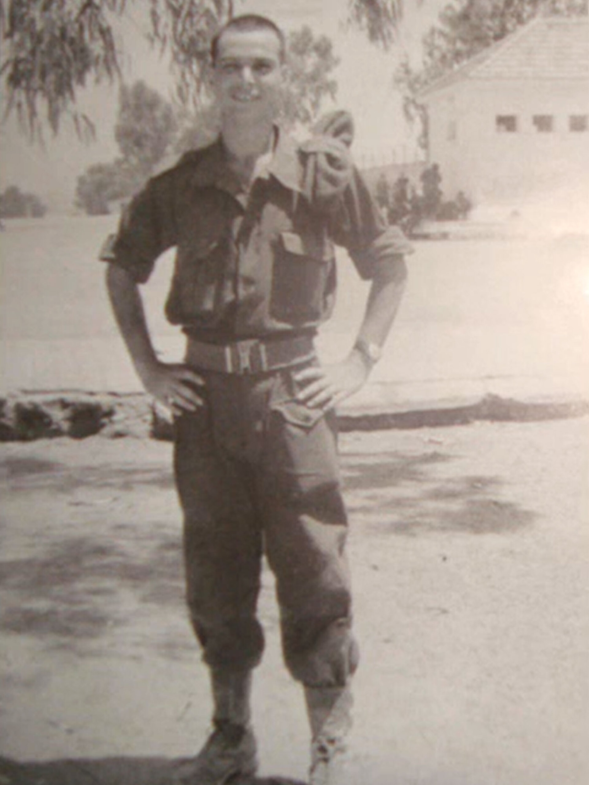 Ο Γιώργος Μαρίνος φαντάρος