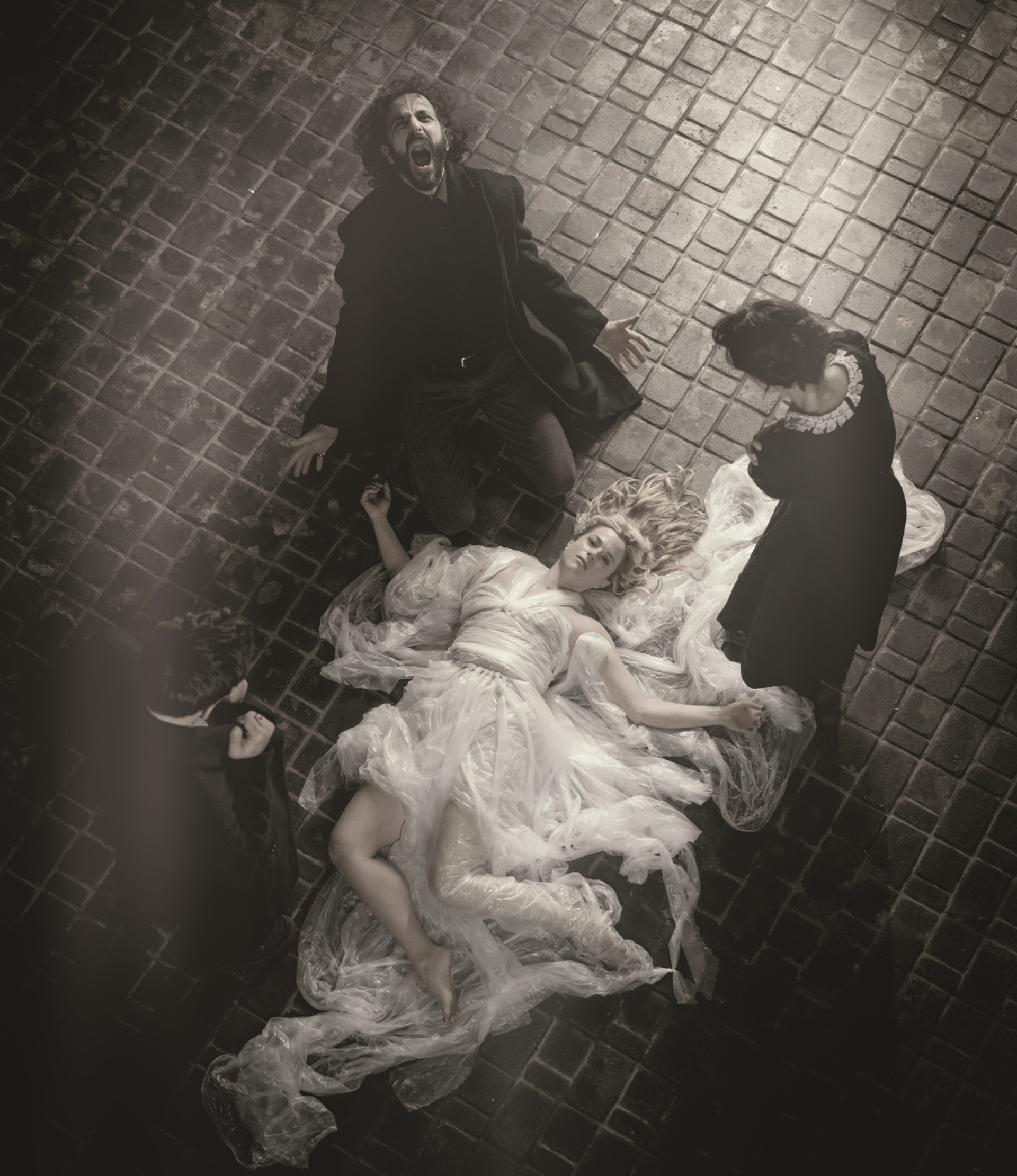 «Η ήμερη-ανατομία μιας πτώσης» στο Θησείον