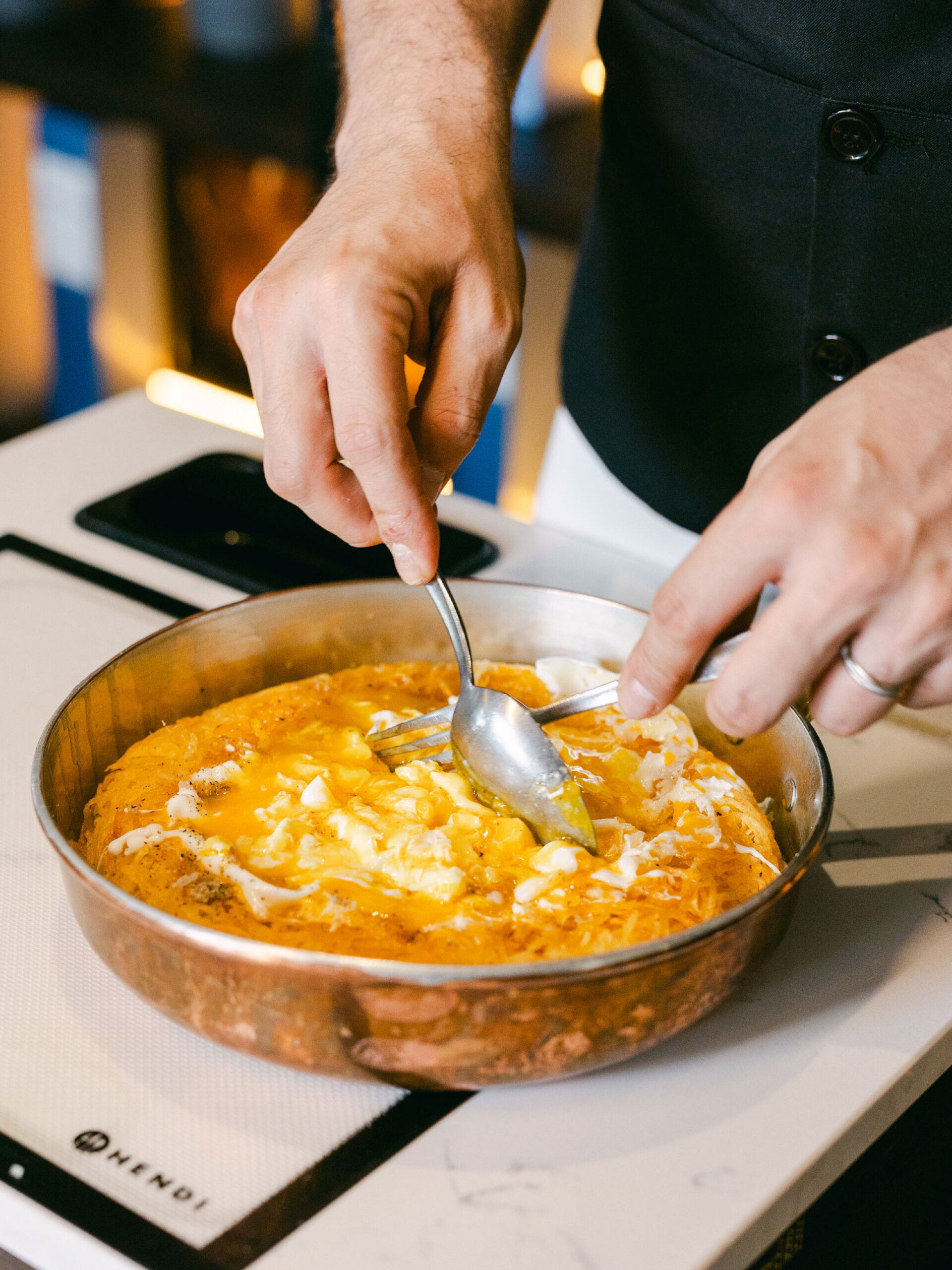 Αυγά σε φωλιά πατάτας | Basegrill