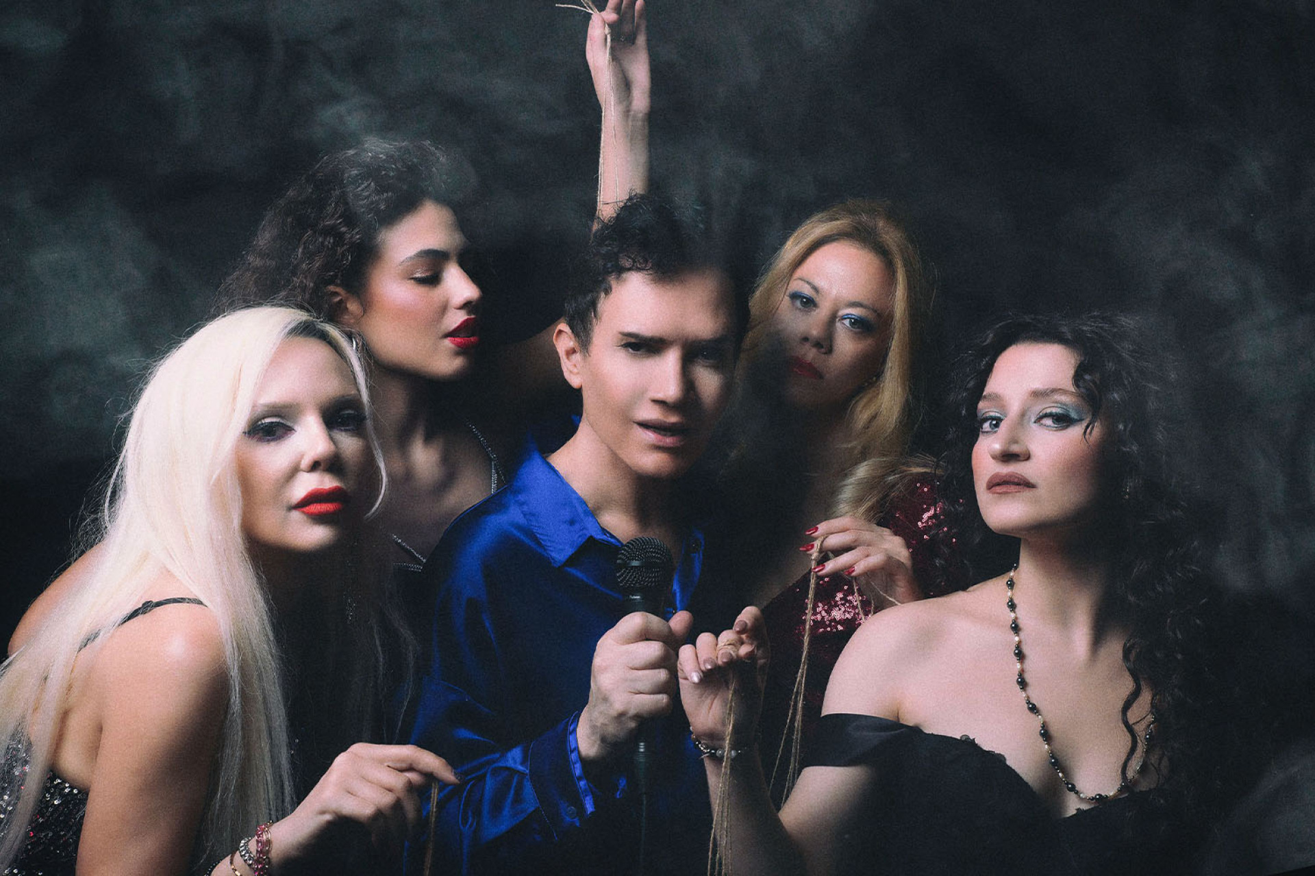 Από την παράσταση «Αυτή η νύχτα μένει» στο ΚΘΒΕνει