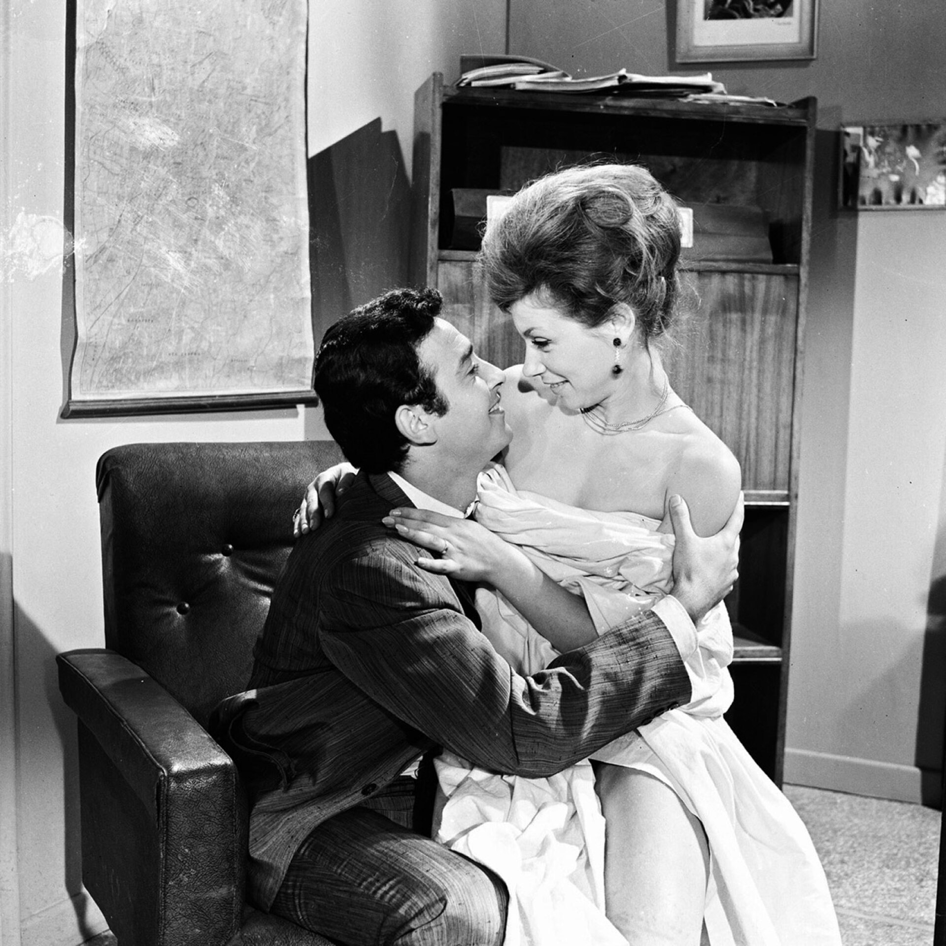 Ανδρέας Ντούζος, Μέλπω Ζαρόκωστα