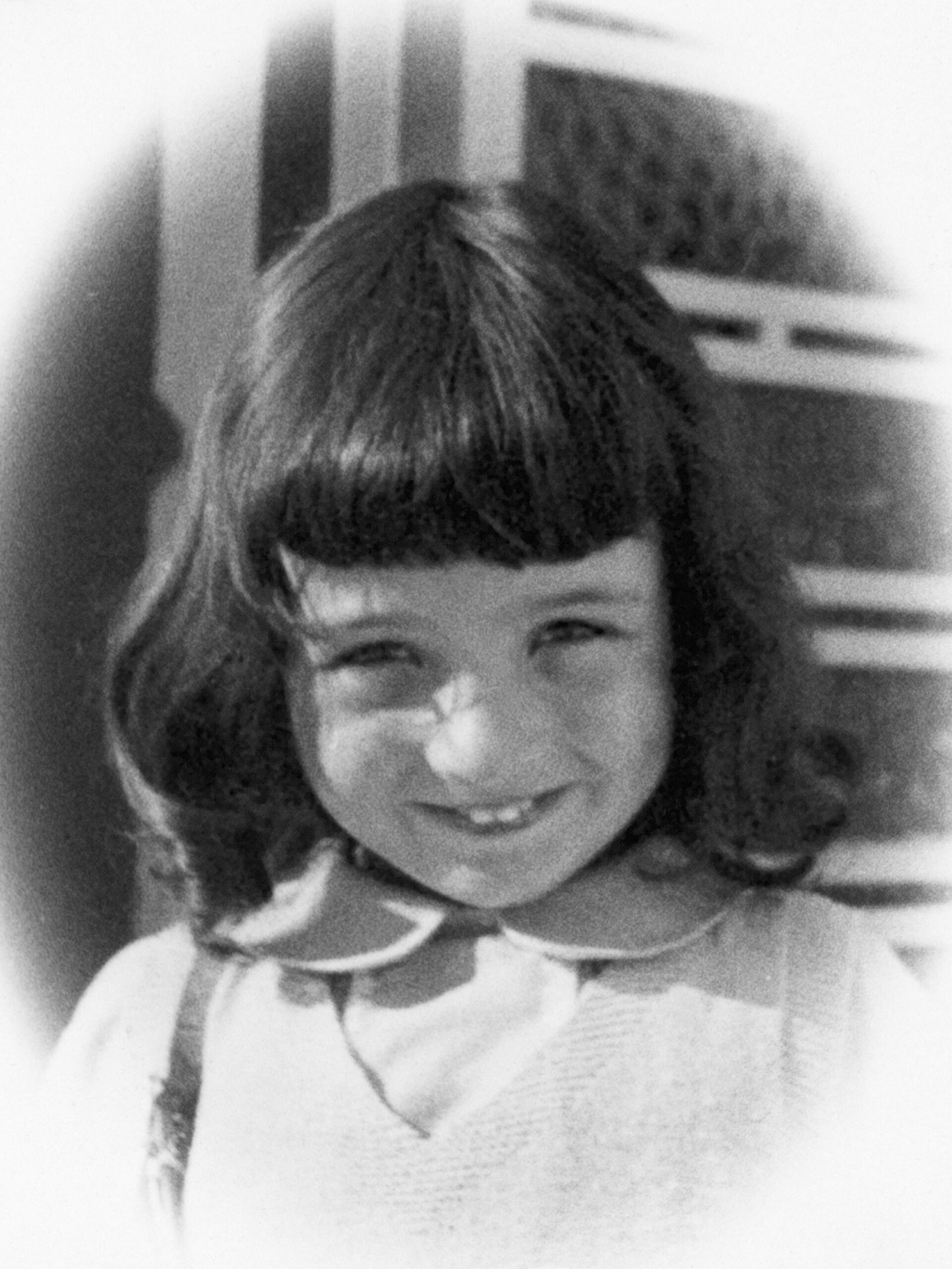 Η Ξένια Καλογεροπούλου σε νεαρή ηλικία