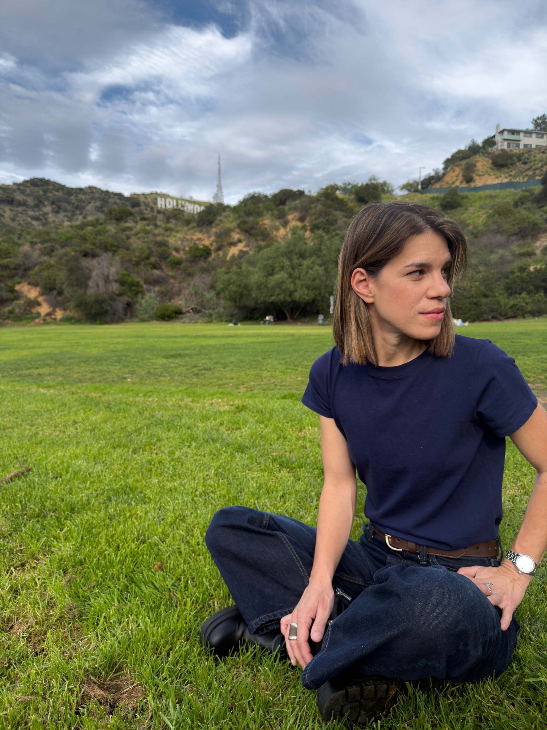 Η Monika από το Λος Άντζελες μοιράζεται τη ζωή, τη μουσική έμπνευση και τις καθημερινές διαδρομές πίσω από το νέο της τραγούδι, «LA Like a Song»