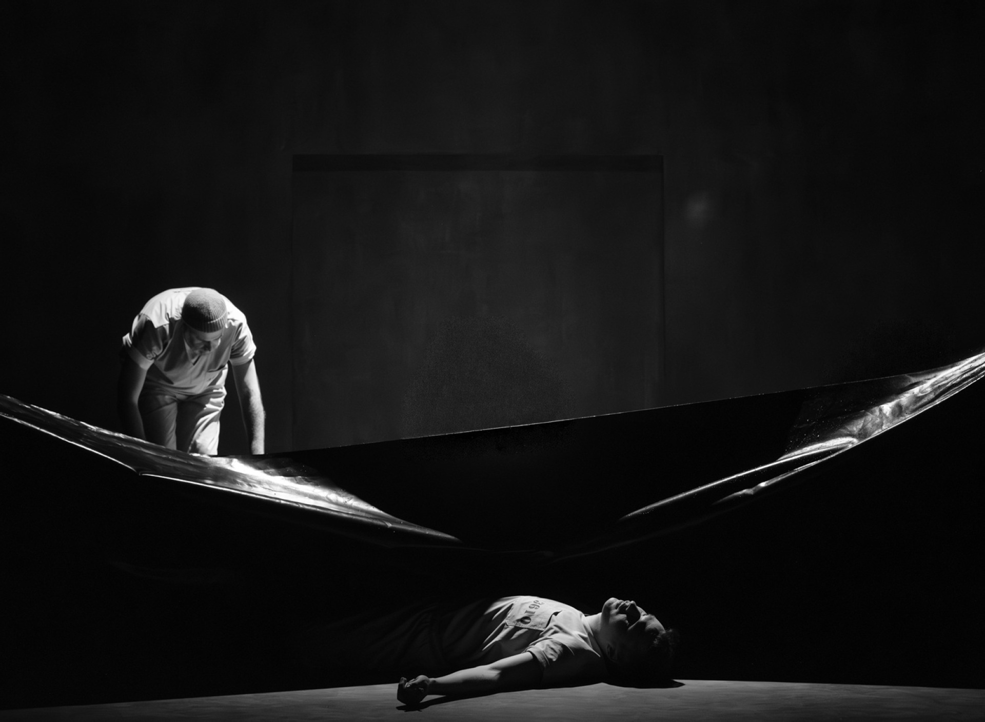 «Η τελευταία έξοδος- Ρίτα Χέιγουορθ», Άνεσις