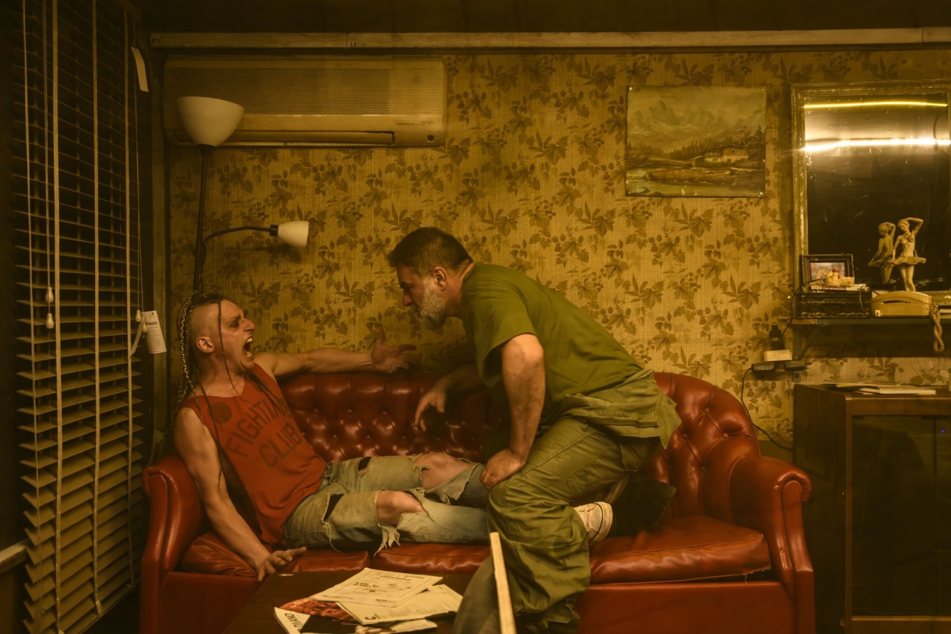 «Σωσμένος», Τεχνοχώρος Cartel