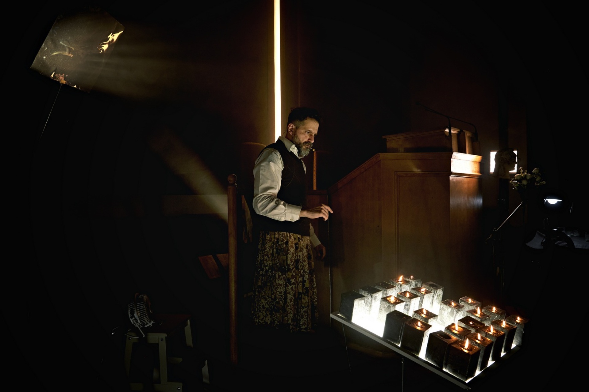 «Ο λόγος», BIOS