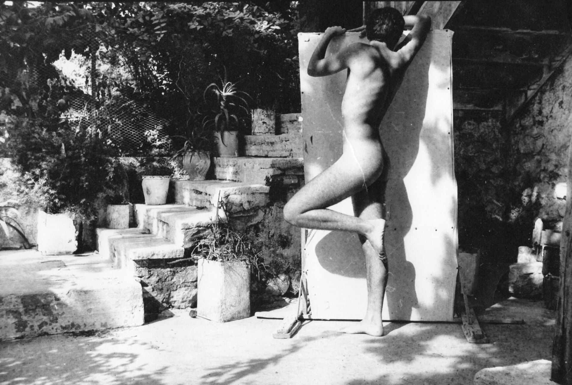 Άγγελος Παπαδημητρίου | 1970, δεκαοχτώ χρονών, λέω, μωρ΄ δε βγάζω μια φωτογραφία, να θυμάμαι αργότερα που θα γεράσω πόσο όμορφος ήμουν, που δεν θα με πιστεύει κανείς...