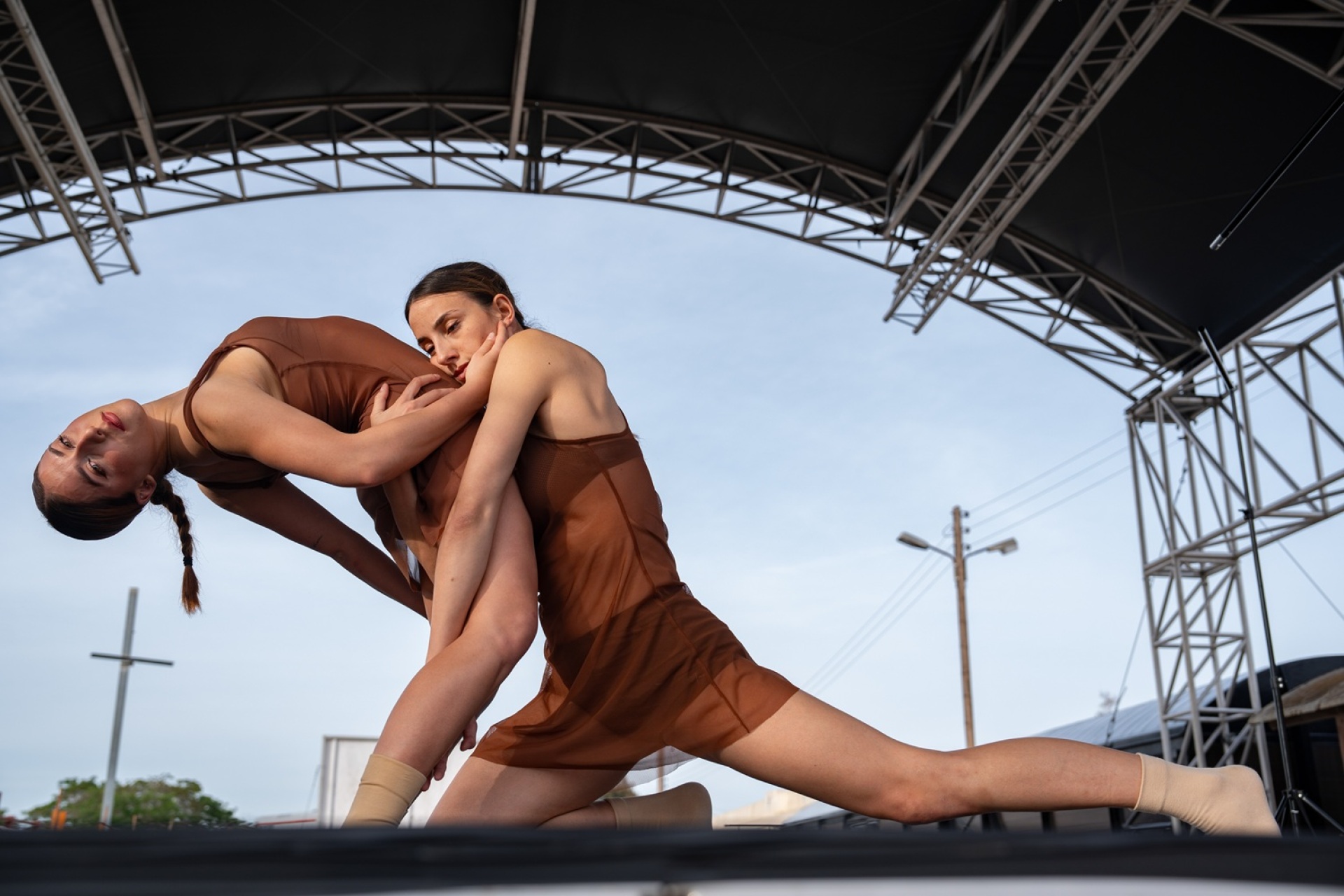7ο Compartements Dance Project, Αμαξοστοιχία- Θέατρο- το Τρένο στο Ρουφ
