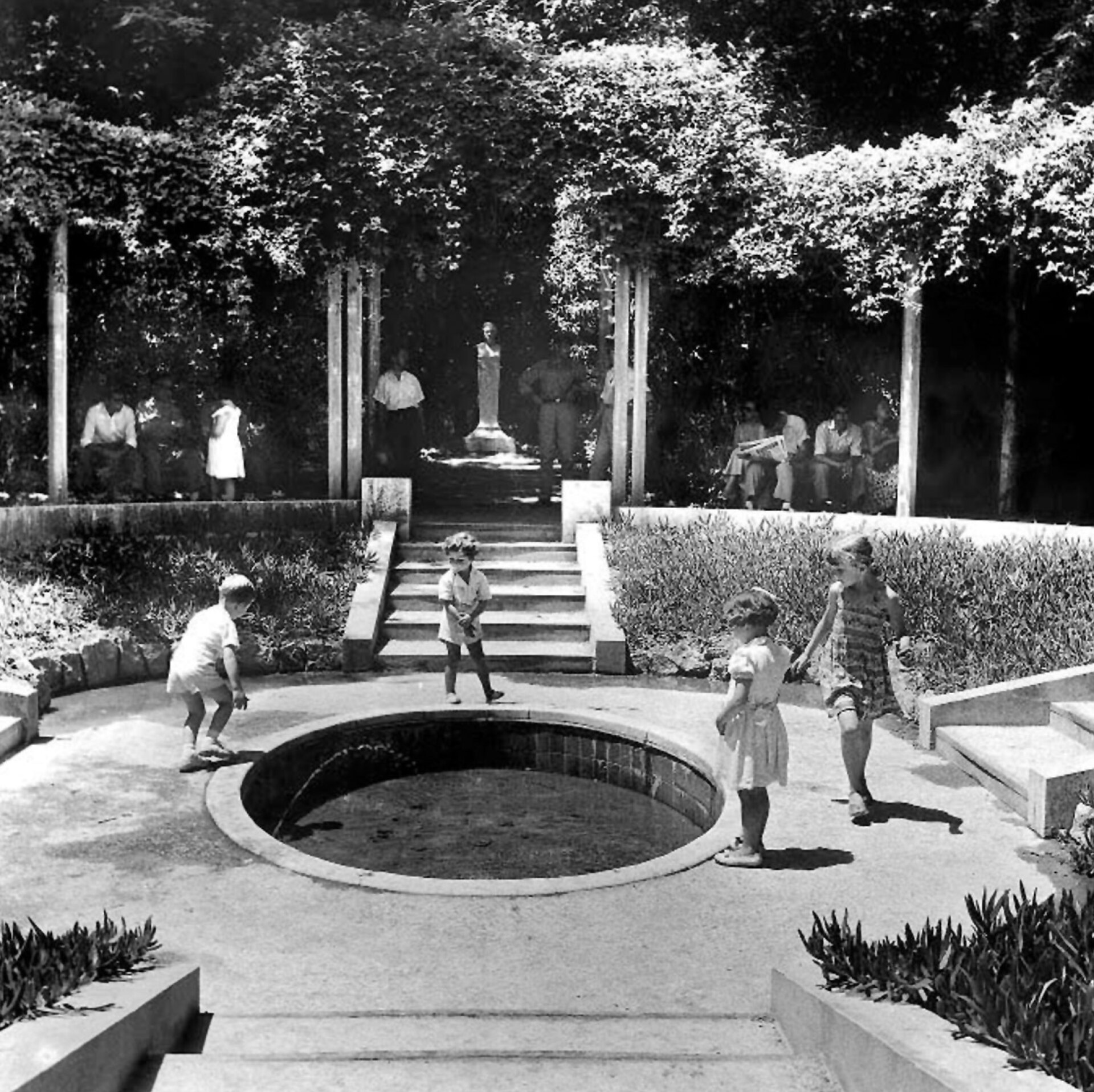 Εθνικός Κήπος, 1955
