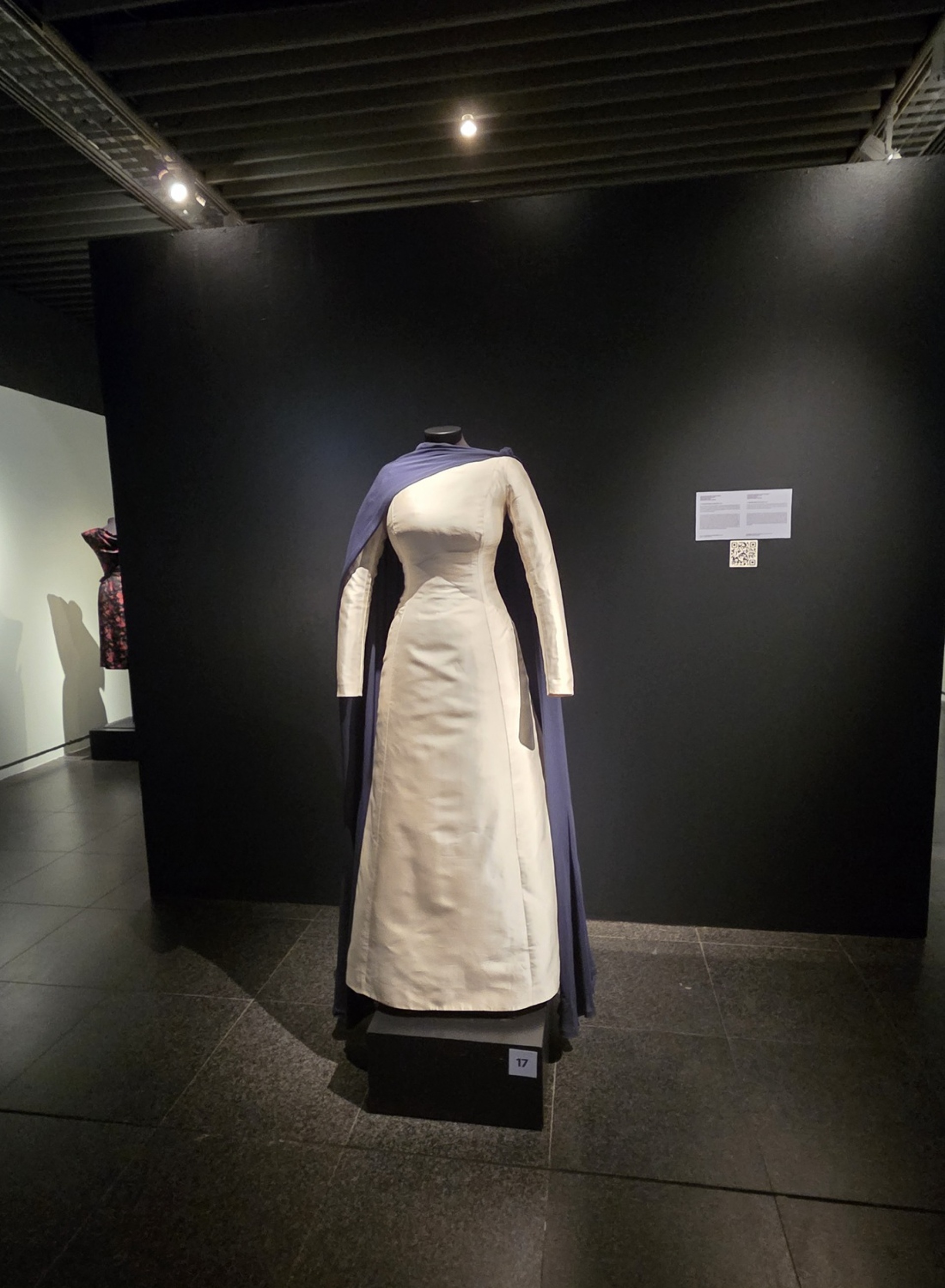 Άποψη της έκθεσης «Maria La Callas- Η ιταλική τέχνη των κοστουμιών της ταινίας»
