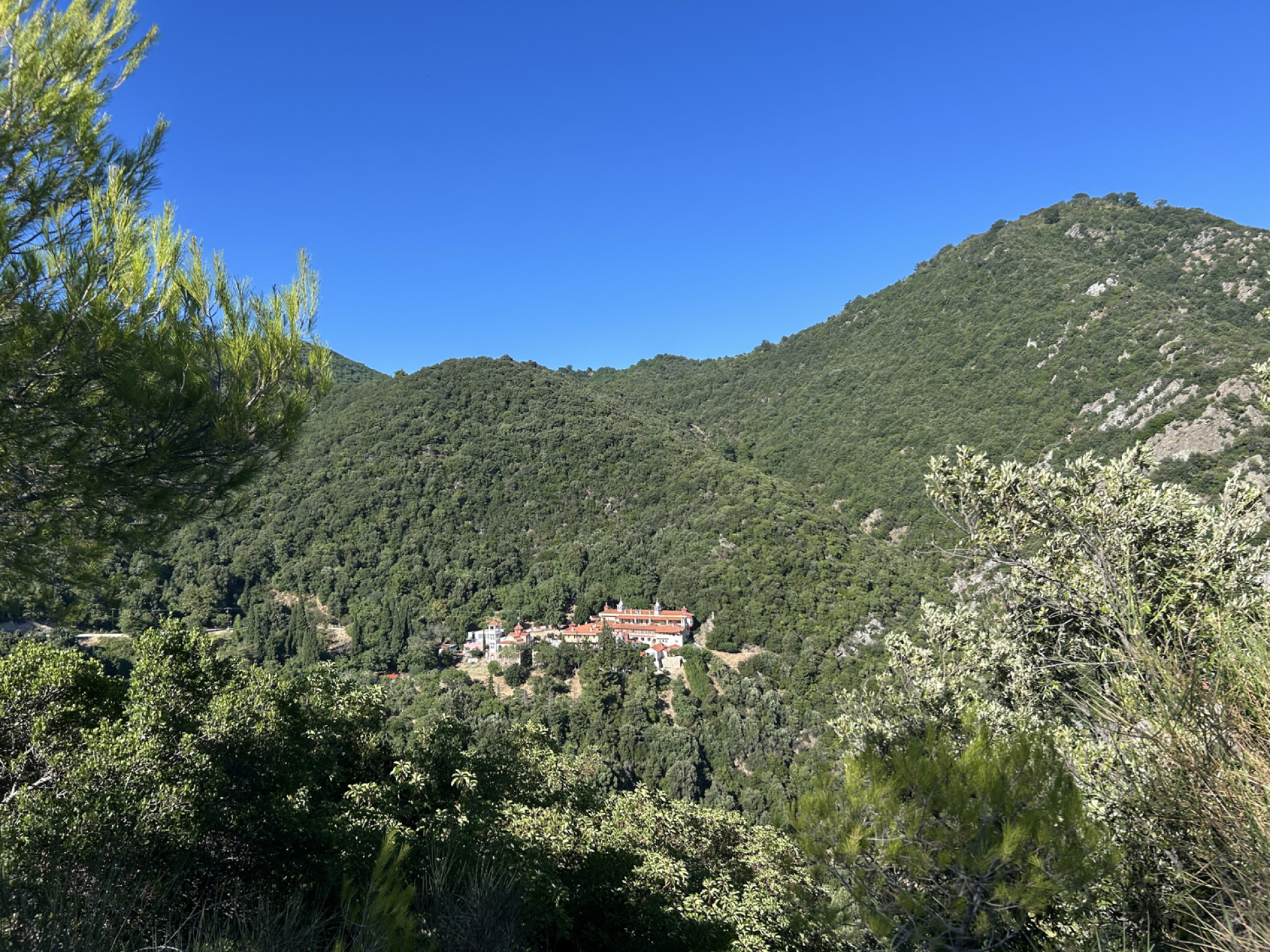 Βόρεια Εύβοια | Μονή Αγίου Γεωργίου