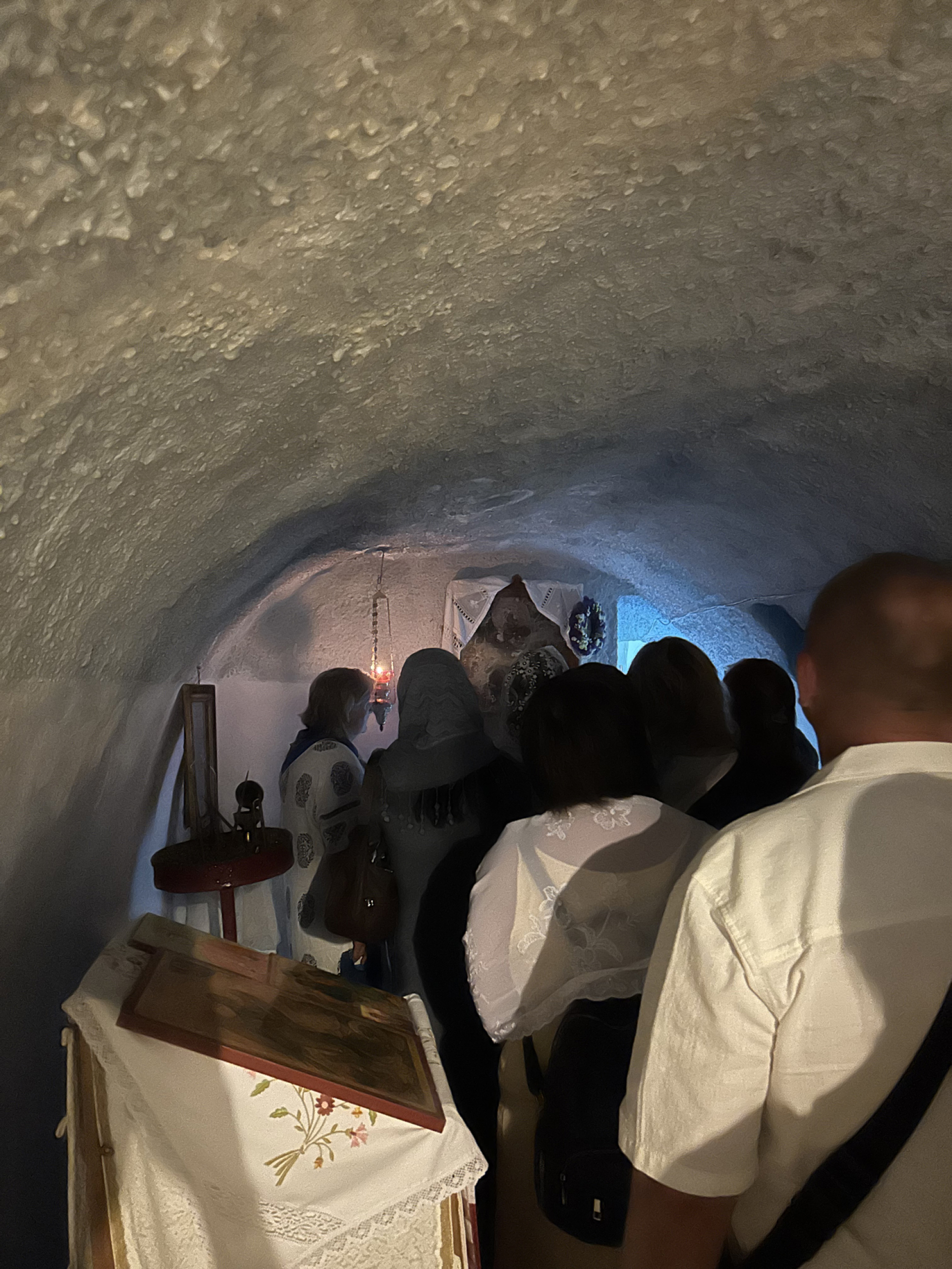 Βόρεια Εύβοια | Μονή Αγίου Γεωργίου: Σε κλίμα κατάνυξης προσεύχονται για την πατρίδα και για τους αγαπημένους τους