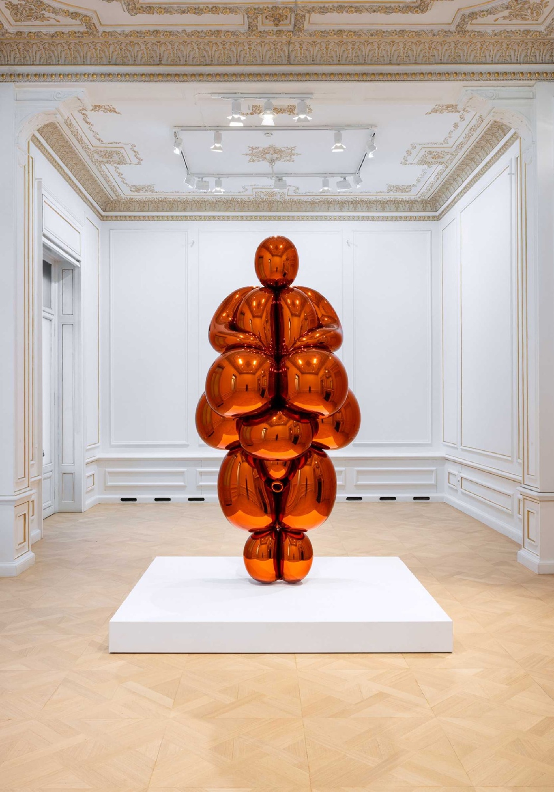 Jeff Koons Balloon Venus Lespugue (Orange)