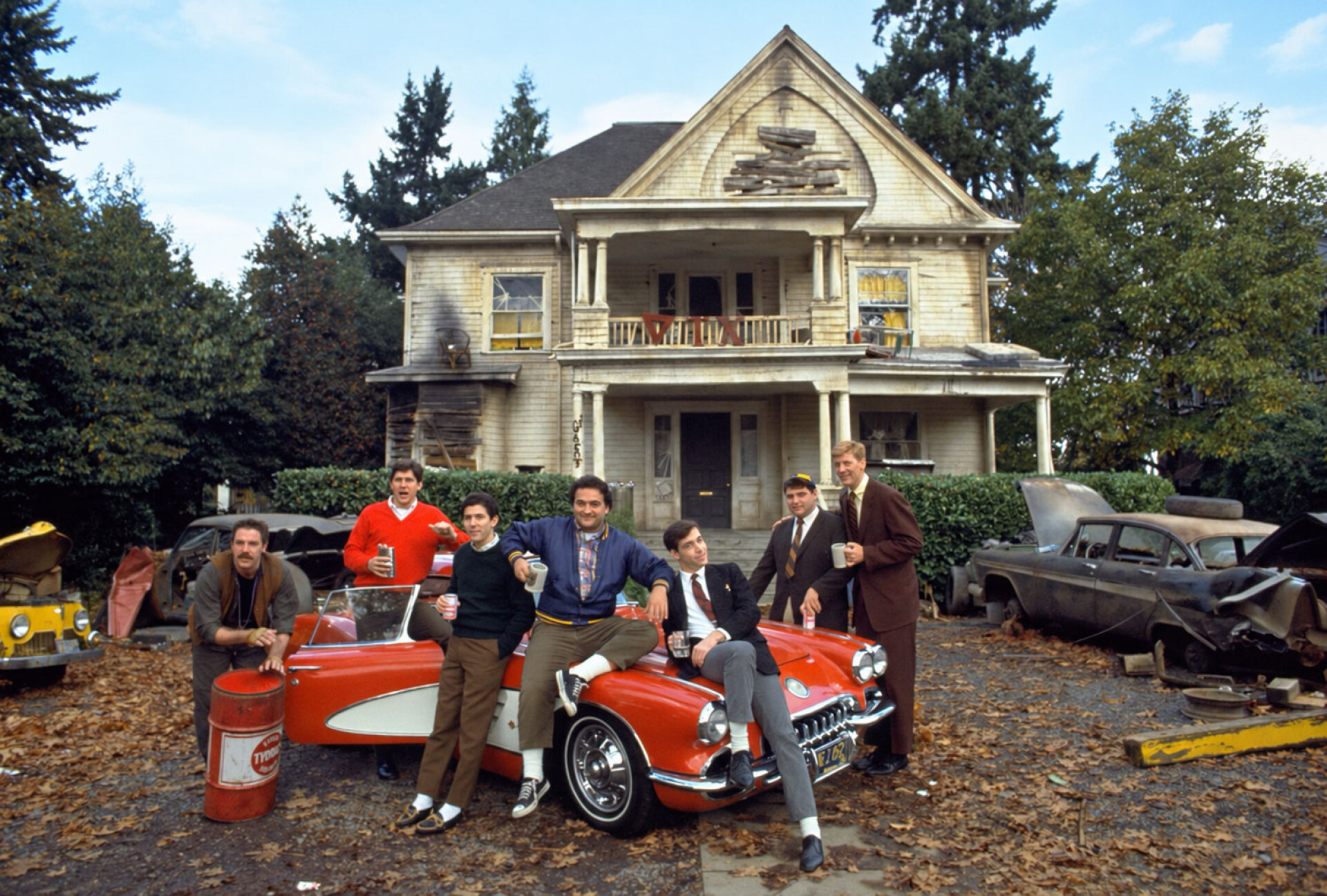 Ένα τρελό... τρελό θηριοτροφείο | National Lampoon’s Animal House (1978) | ΔΤΧ vs ΩΘΠ