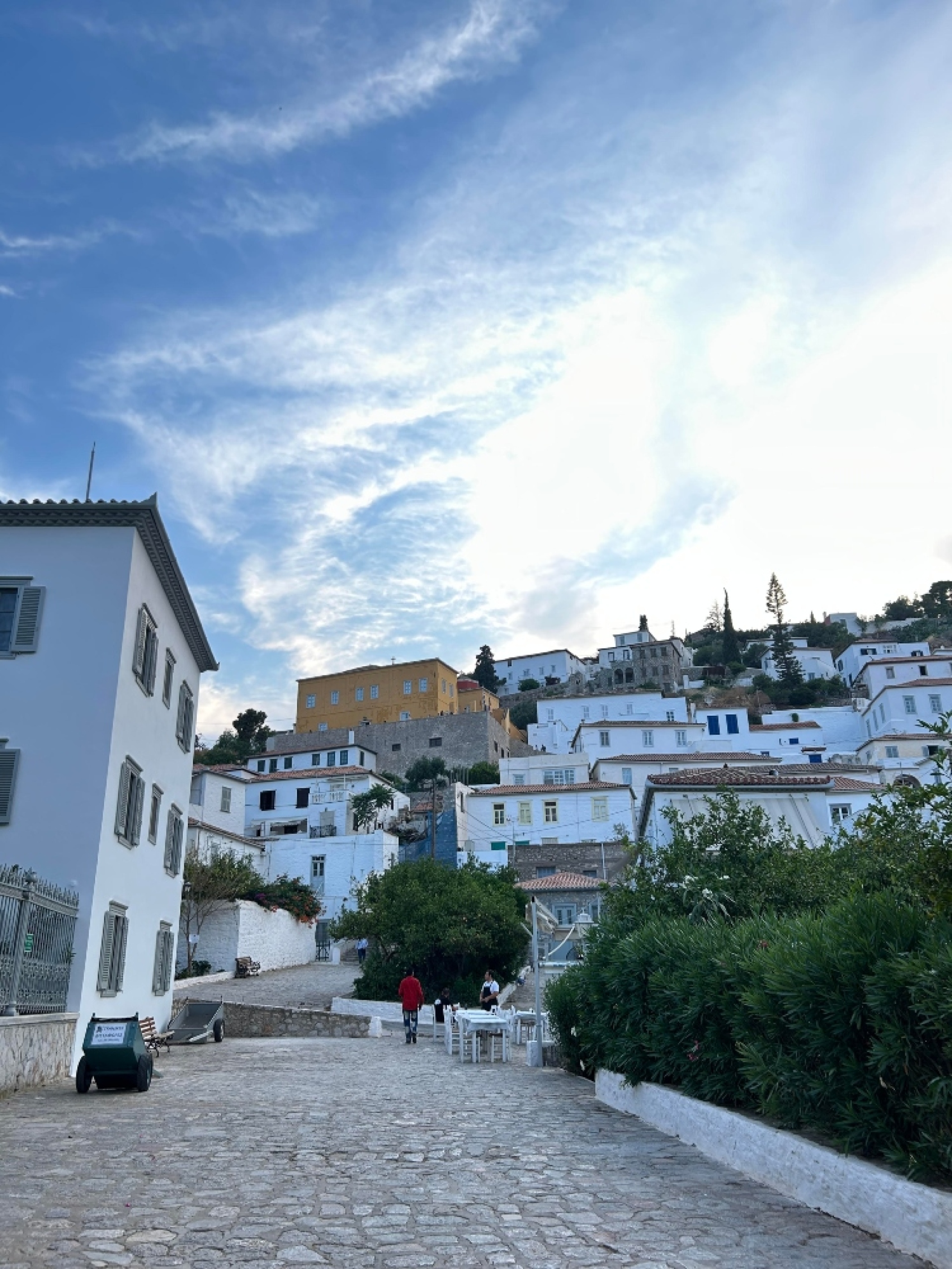 Φτάνοντας στο νησί της Ύδρας