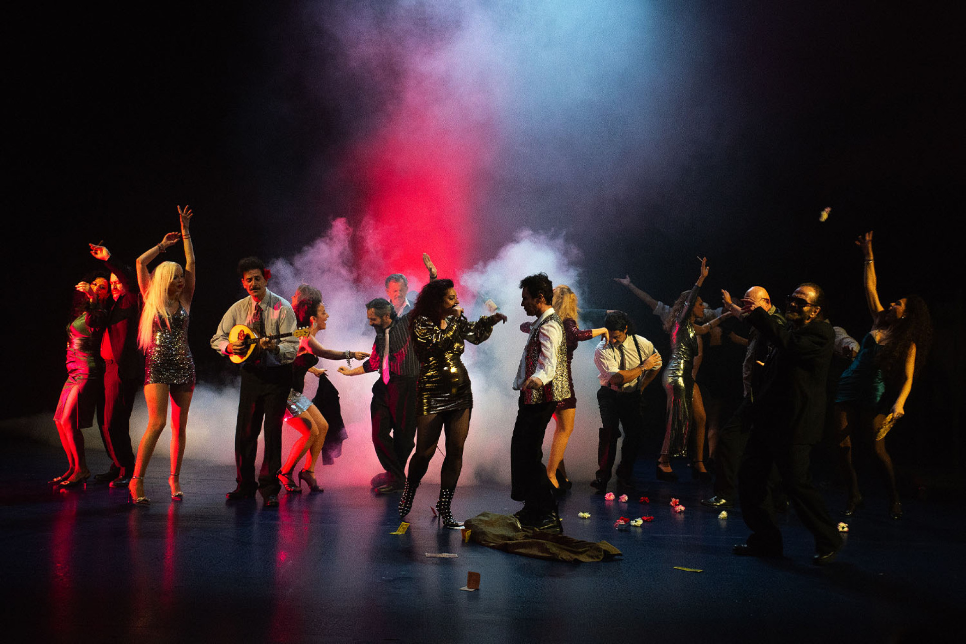 Από την παράσταση «Αυτή η νύχτα μένει» στο ΚΘΒΕ