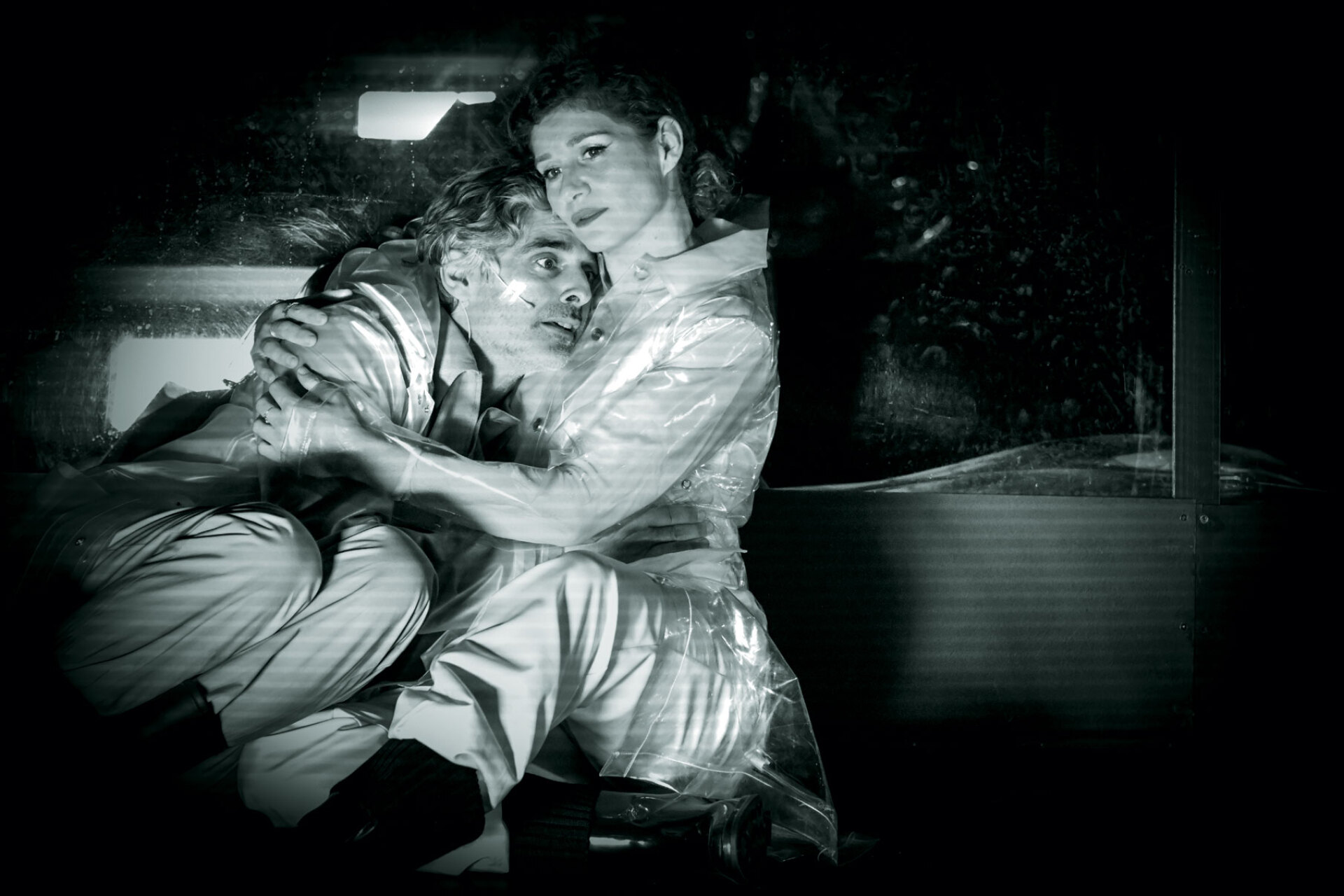 Σκηνή από την θεατρική παράσταση «Κάποιος θα έρθει»