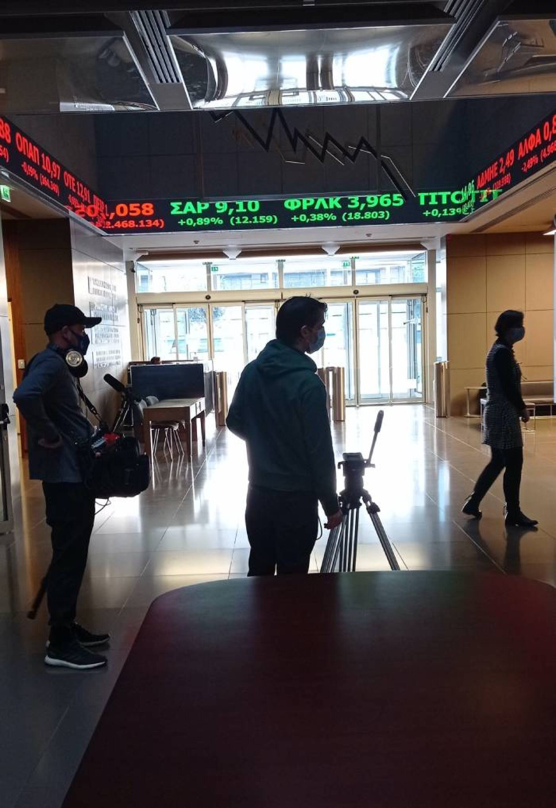 Από τα γυρίσματα στο Χρηματιστήριο Αθηνών