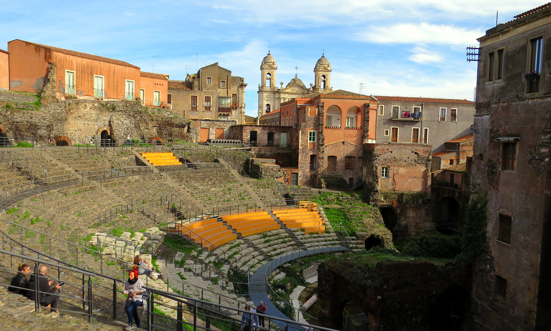 Κατάνια: Ταξίδι στη δεύτερη μεγαλύτερη πόλη στην Σικελία