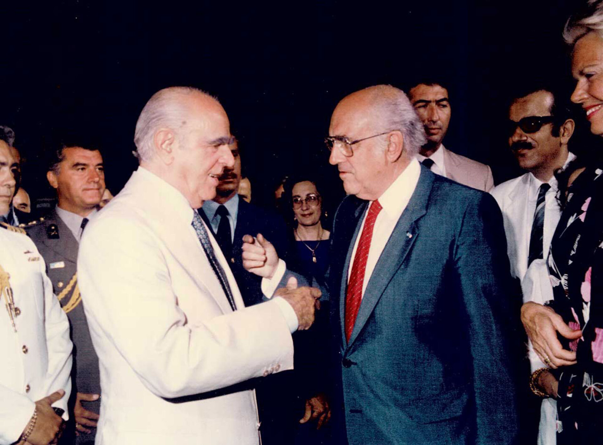 1983_me-ton-andrea-papandreoy-ioylios.jpg