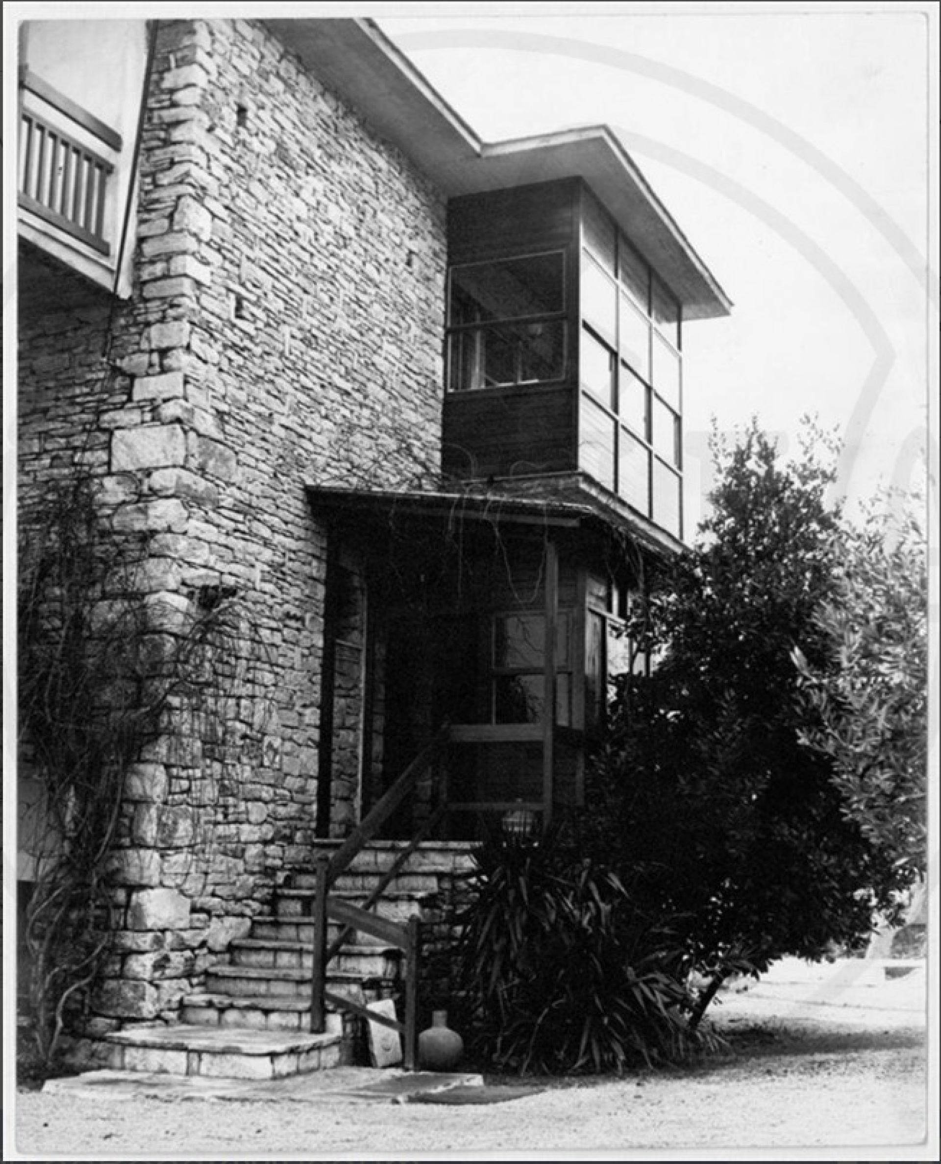 Οικία Πουρή, Μαρούσι, Άποψη εισόδου 1953 - 1955 ©Μουσείο Μπενάκη