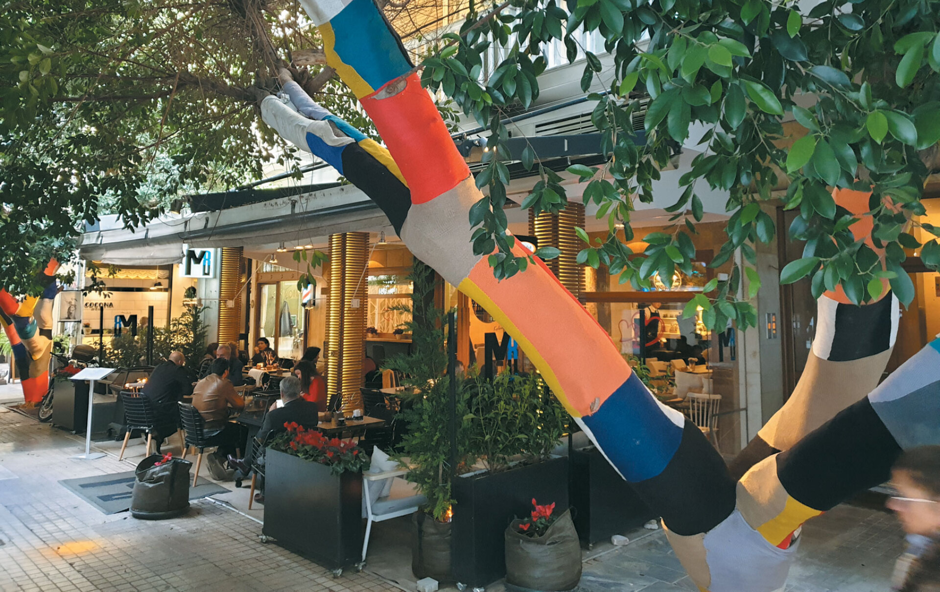 M8, ένα Bar-Restaurant με δυνατό χαρακτήρα