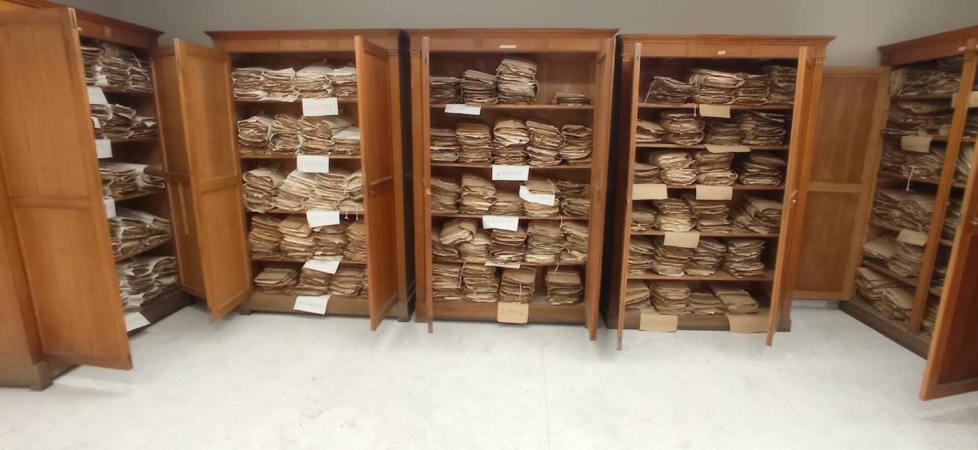 Καταστροφές & Θρίαμβοι: Το βιβλίο του Στάθη Καλύβα γίνεται μίνι σειρά ντοκιμαντέρ