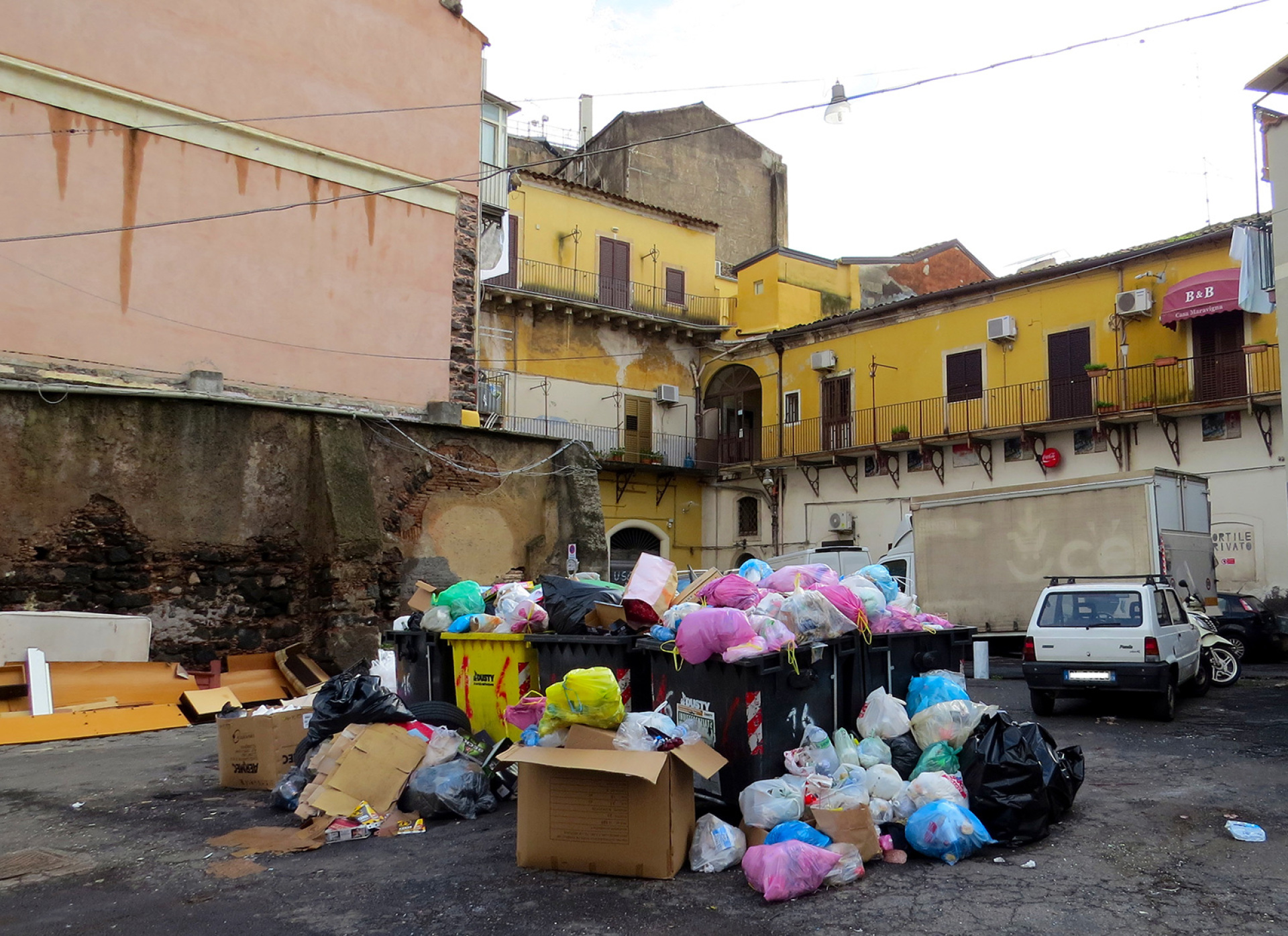 Κατάνια: Ταξίδι στη δεύτερη μεγαλύτερη πόλη στην Σικελία