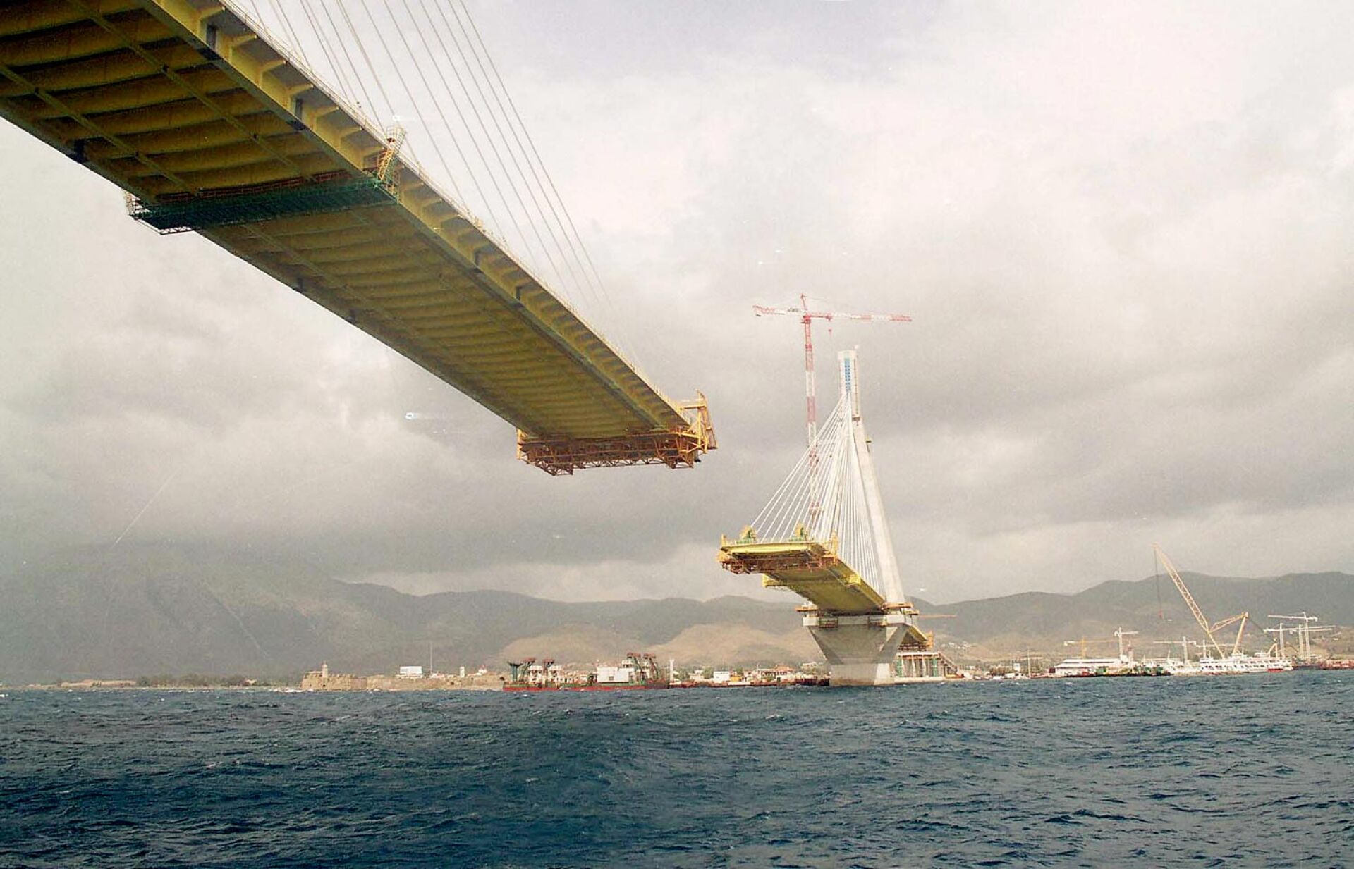 Η Γέφυρα Γέφυρα Ρίου - Αντιρρίου