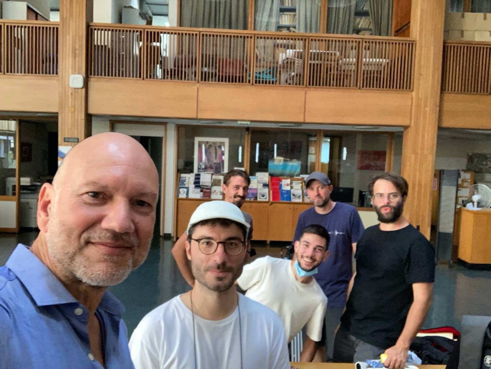 Γυρίσματα για τη μίνι σειρά ντοκιμαντέρ «Καταστροφές και Θρίαμβοι» στην Αθήνα