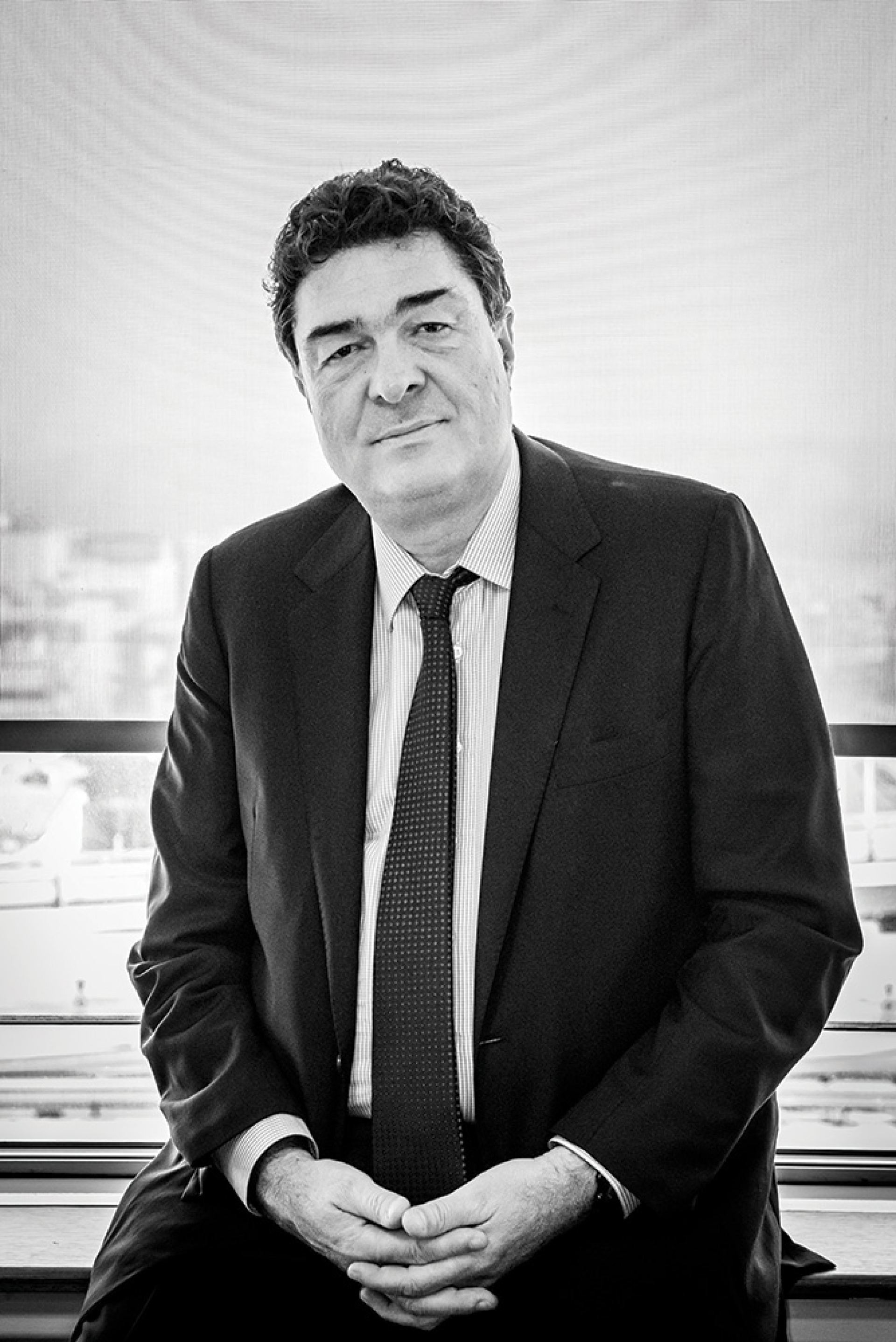 Αλέξης Παπαχελάς, ερευνητής - δημοσιογράφος και διευθυντής της «Καθημερινής»