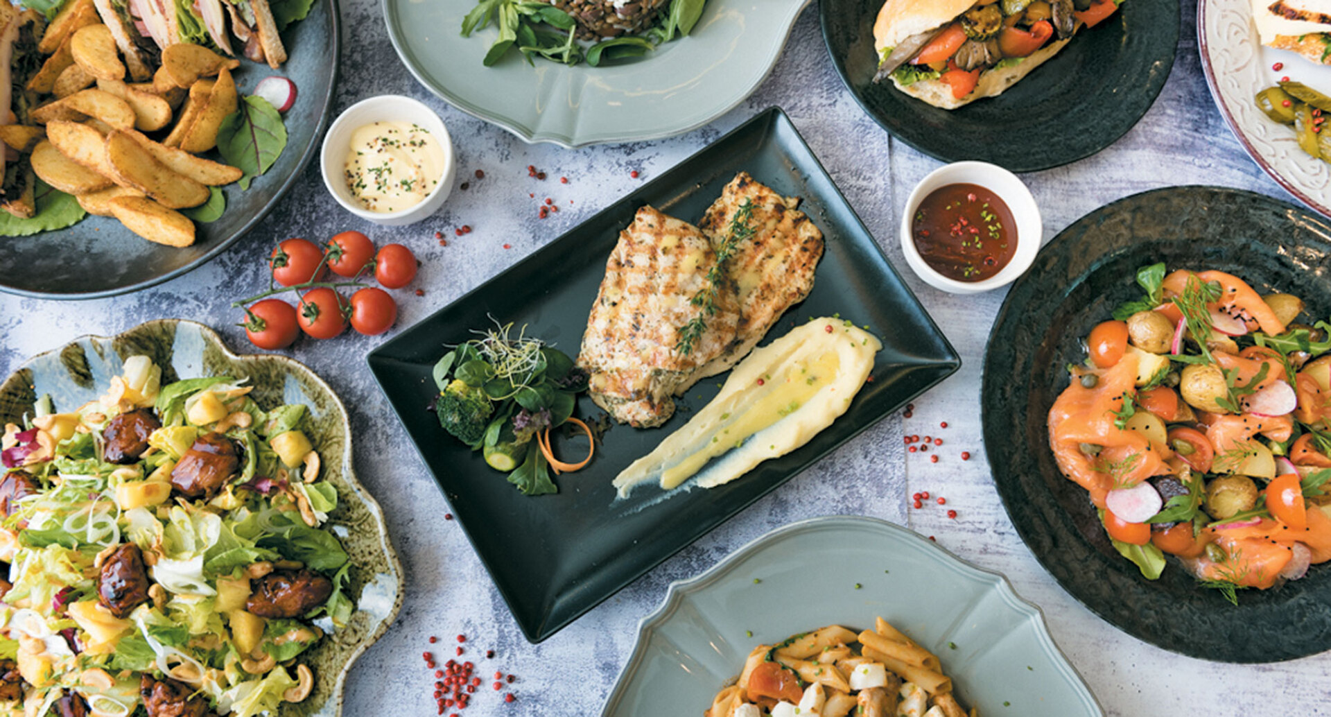 Blue Monkey: Ένας μικρός παράδεισος νοστιμιάς στην Βουκουρεστίου