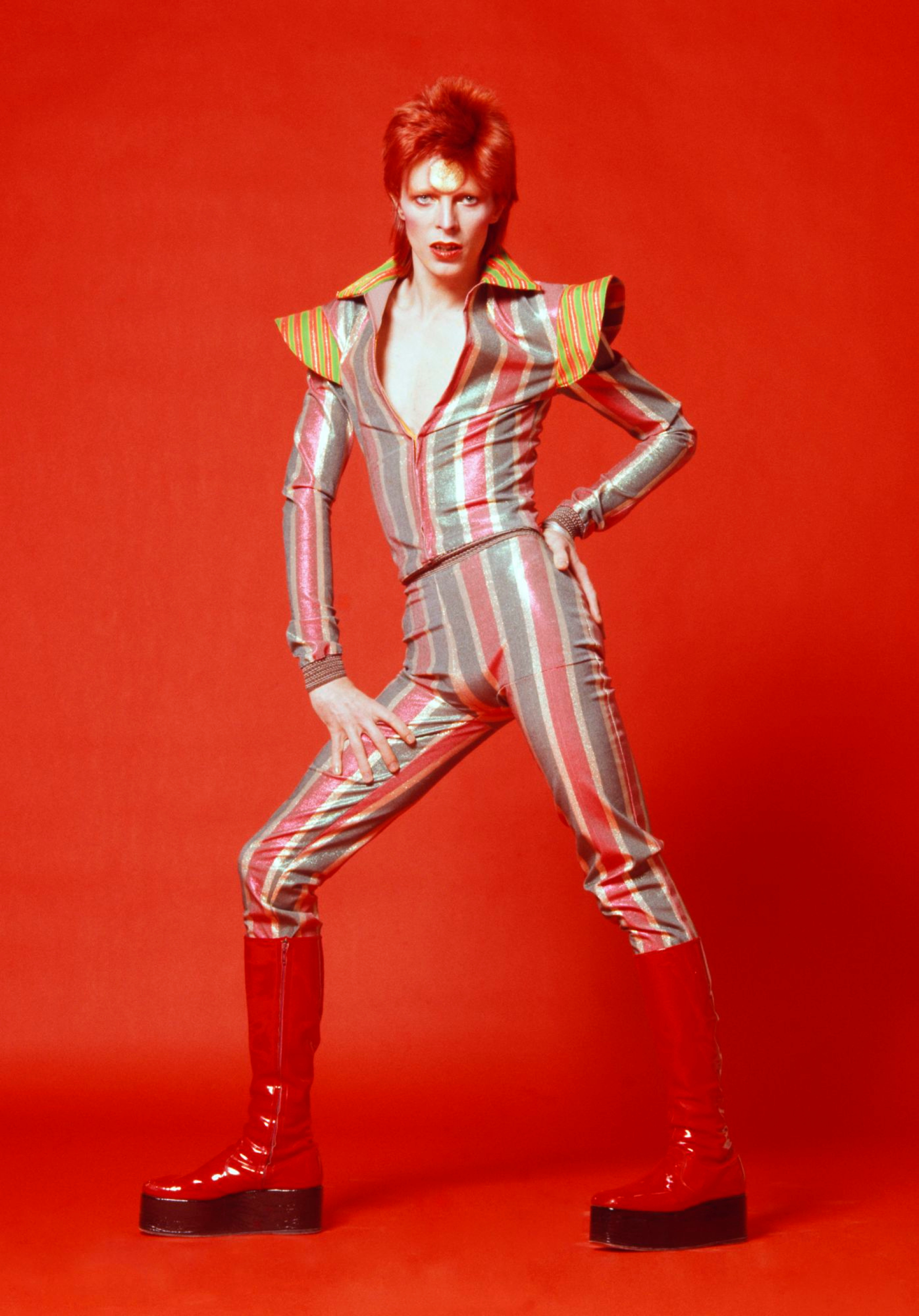 david_bowie_1973_by_sukita.jpg