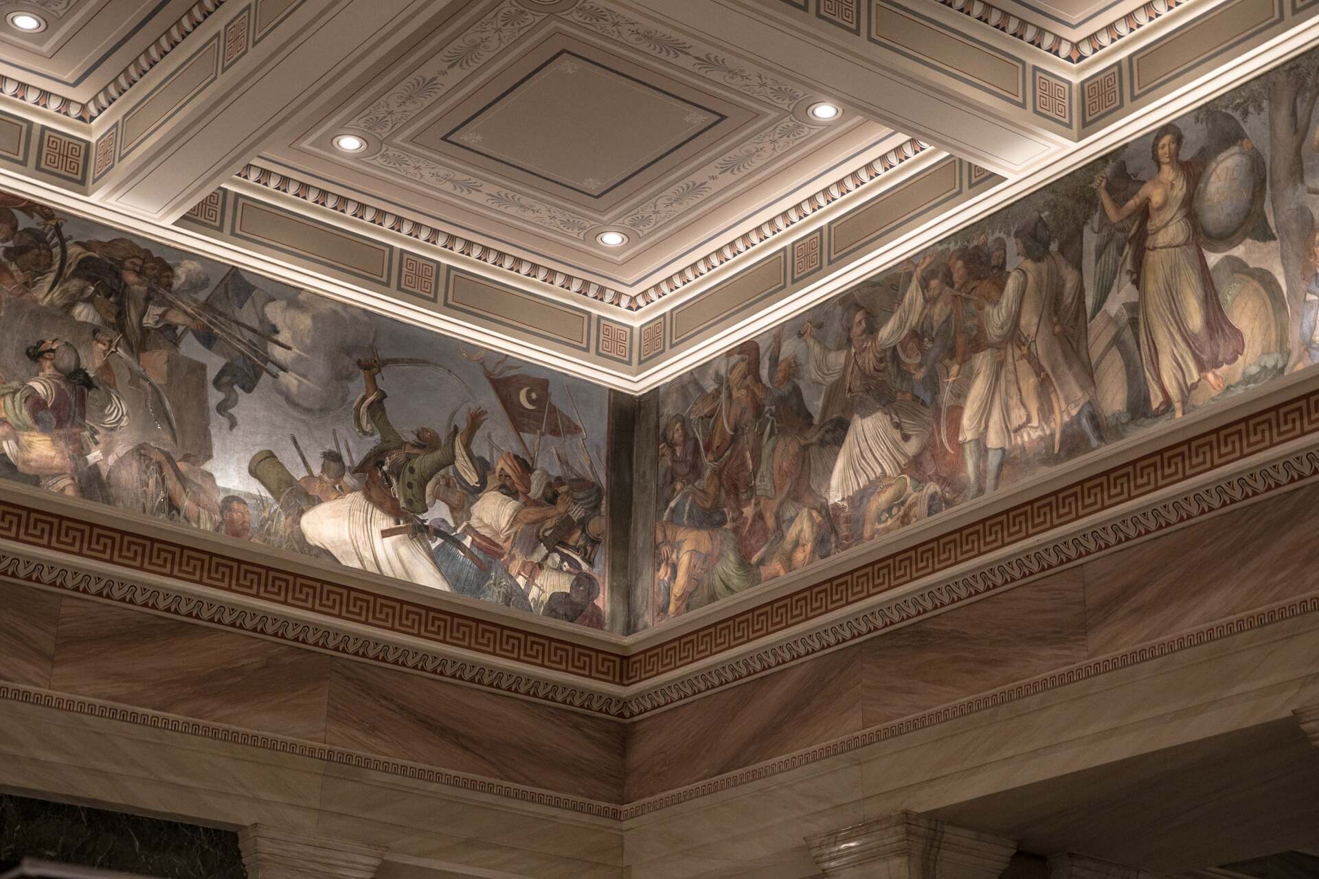 Τμήμα της Ζωοφόρου-η οποία φωτίστηκε τώρα, για πρώτη φορά στην ιστορία της, από την Ελευθερία Ντεκό