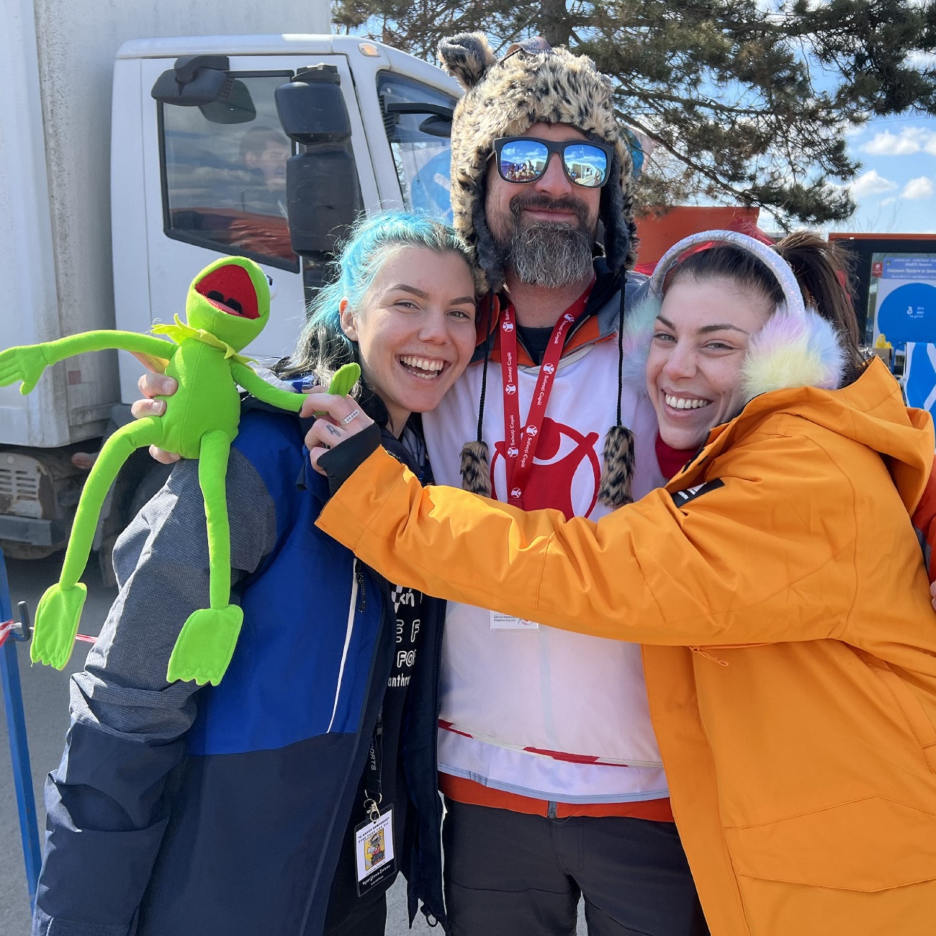 Εθελοντές στο Σιρέτ. 