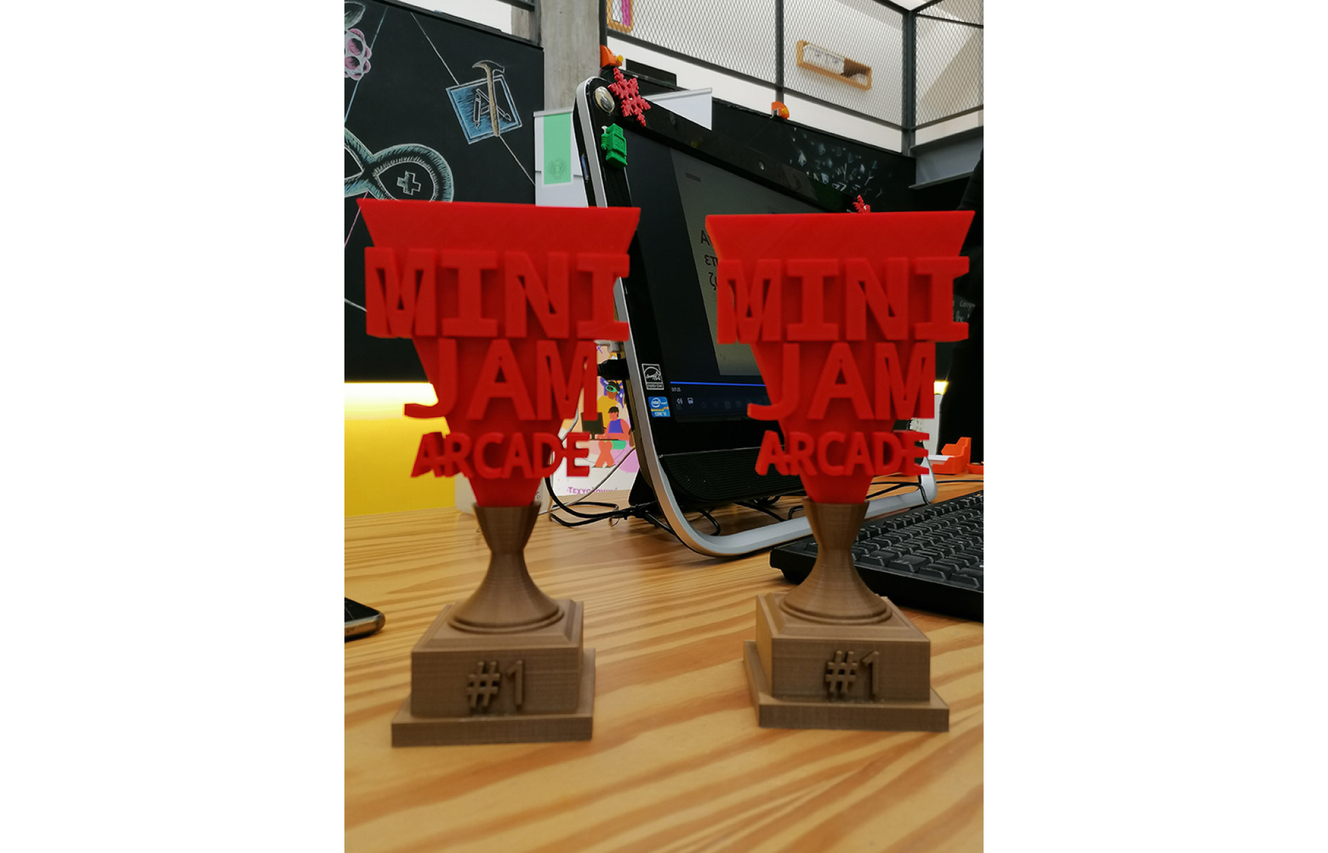 Ίδρυμα Ευγενίδου - Τα 3d printed βραβεία που δίδονται για τους διαγωνισμούς του UTech Lab.
