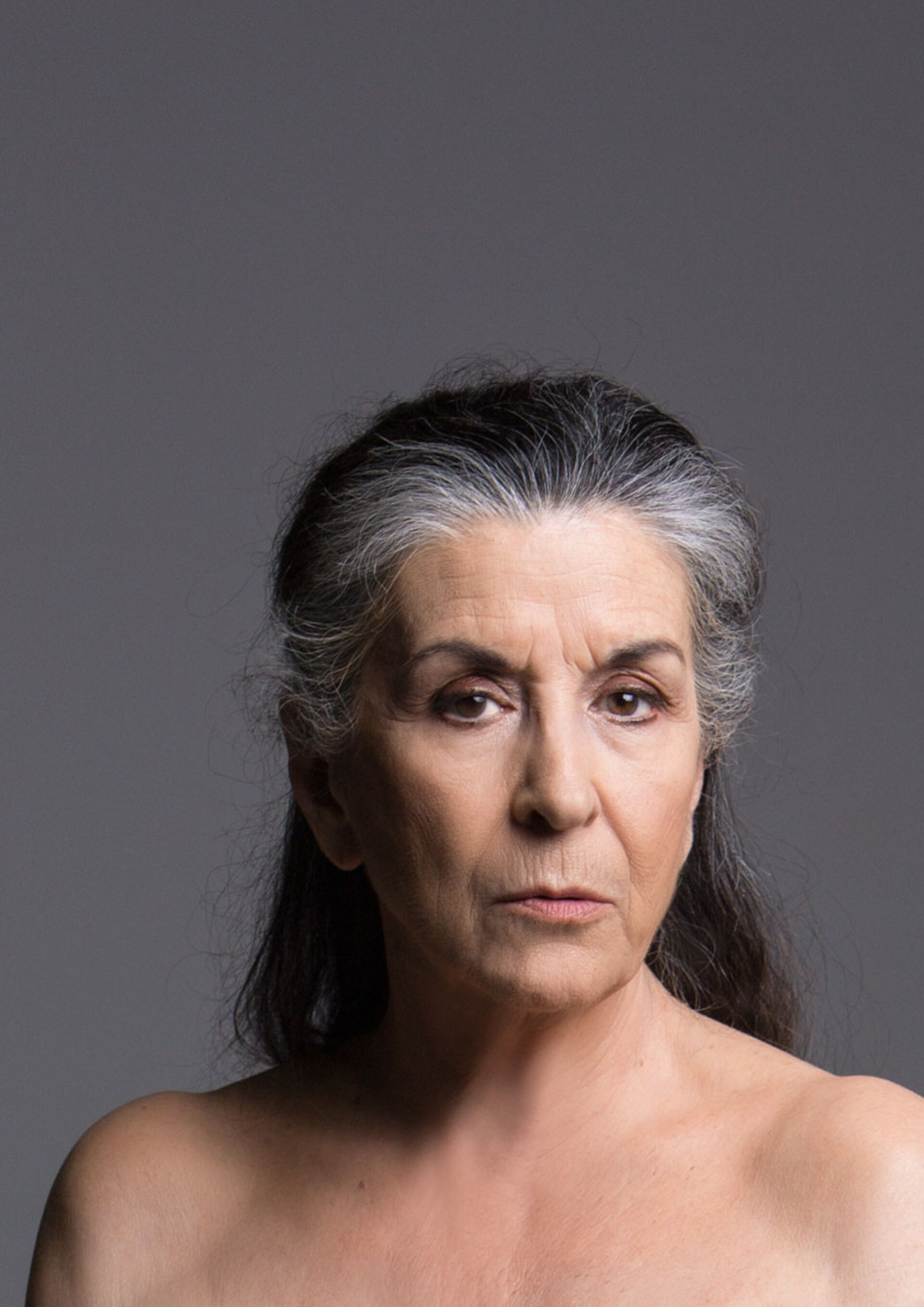 Μάνος Καρατζογιάννης, Ξένες πόρτες © Panos Giannakopoulos