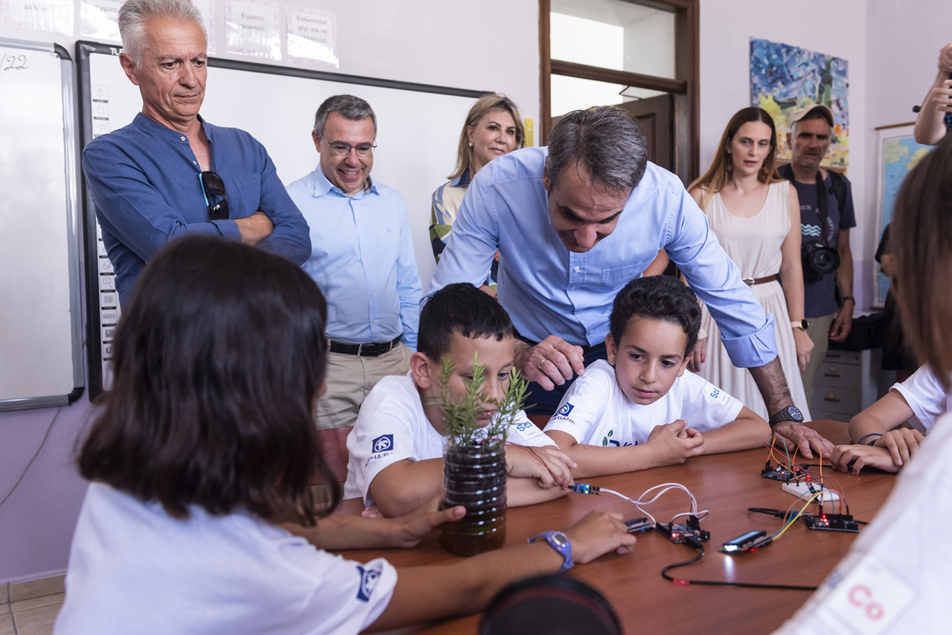 Στιγμιότυπο από την επίδειξη λειτουργίας των αισθητήρων θερμοκρασίας, υγρασίας και φωτός
