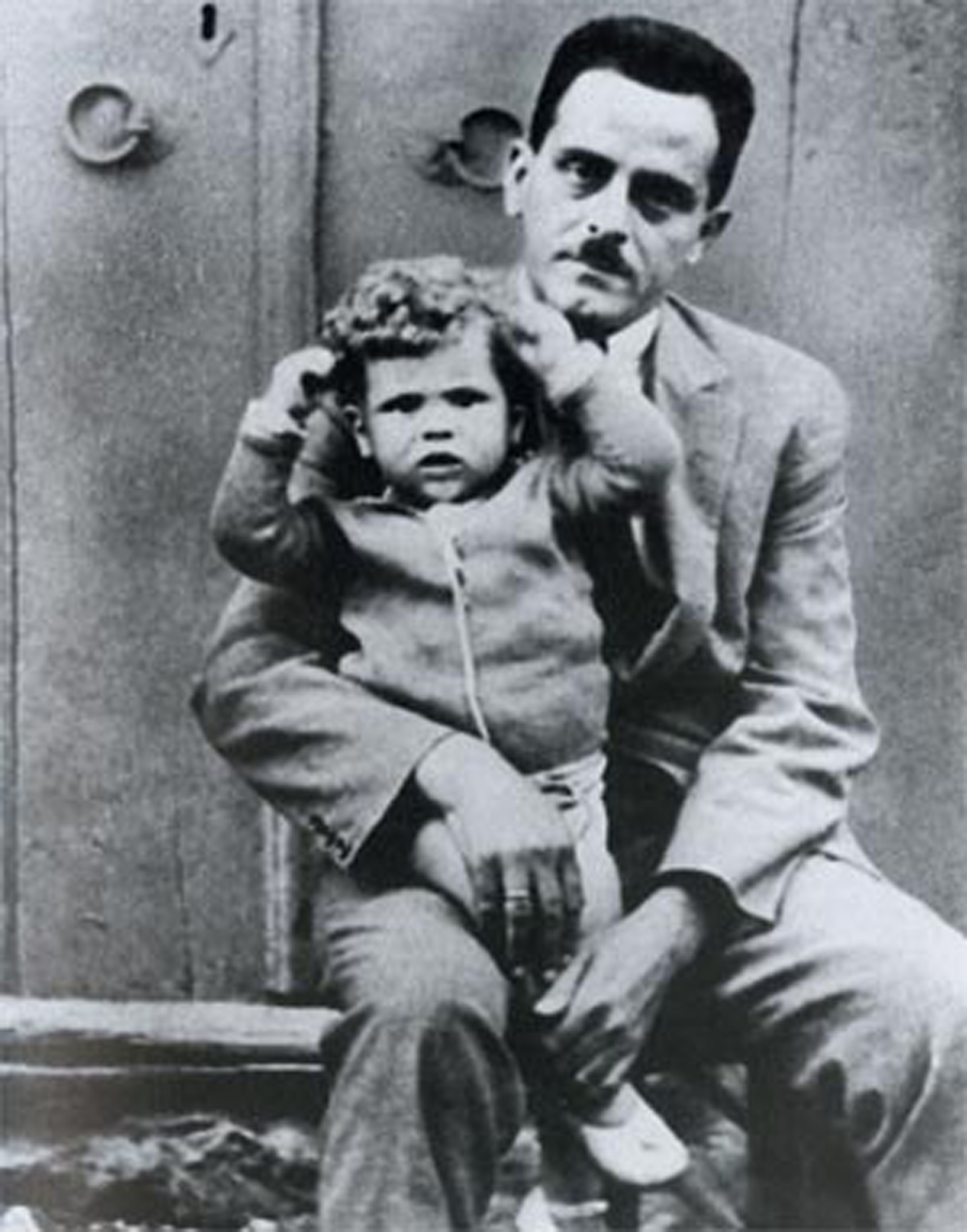 Μίκης Θεοδωράκης