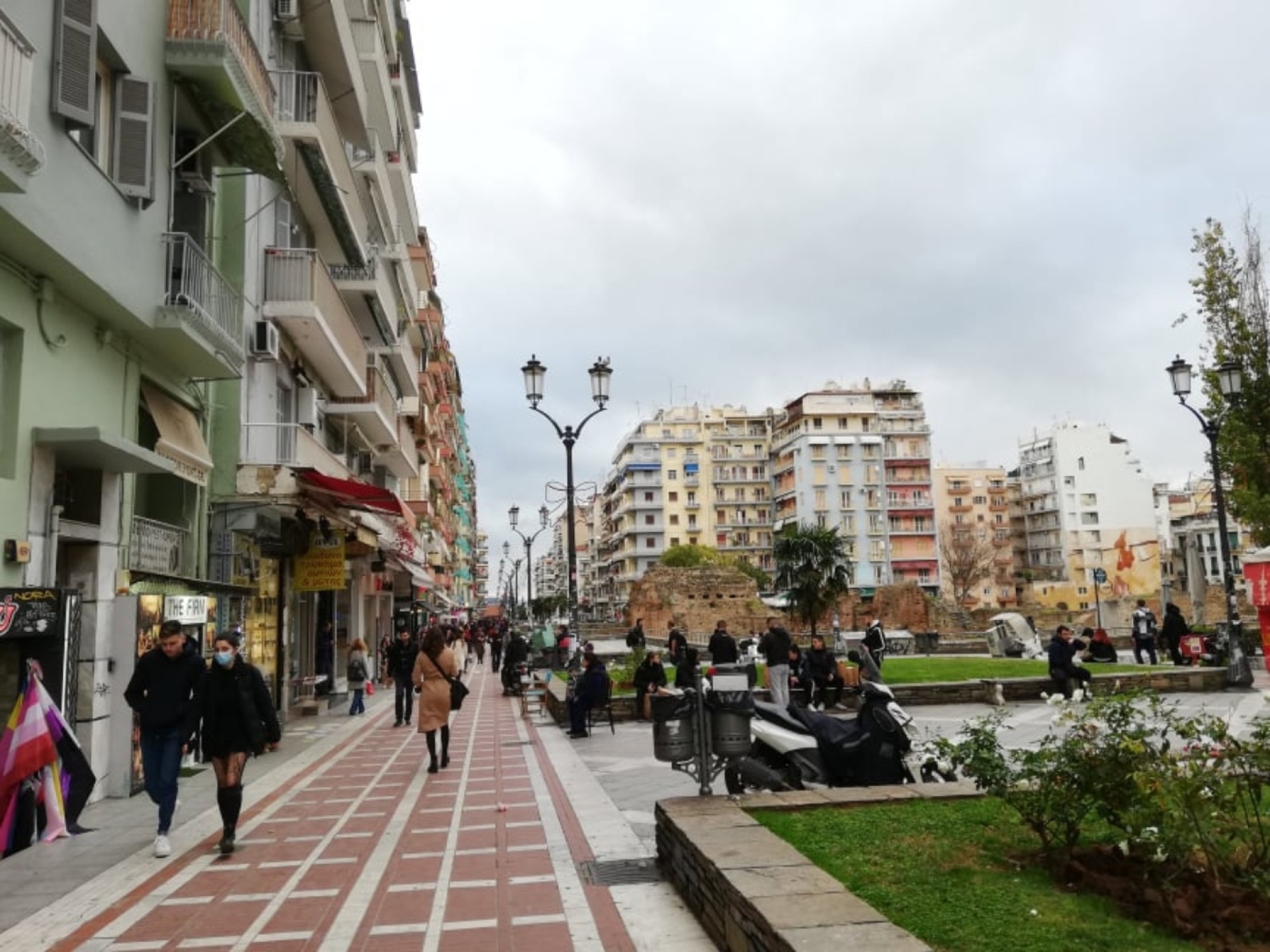 Πλατεία Ναβαρίνου, βόλτα ορόσημο της Θεσσαλονίκης