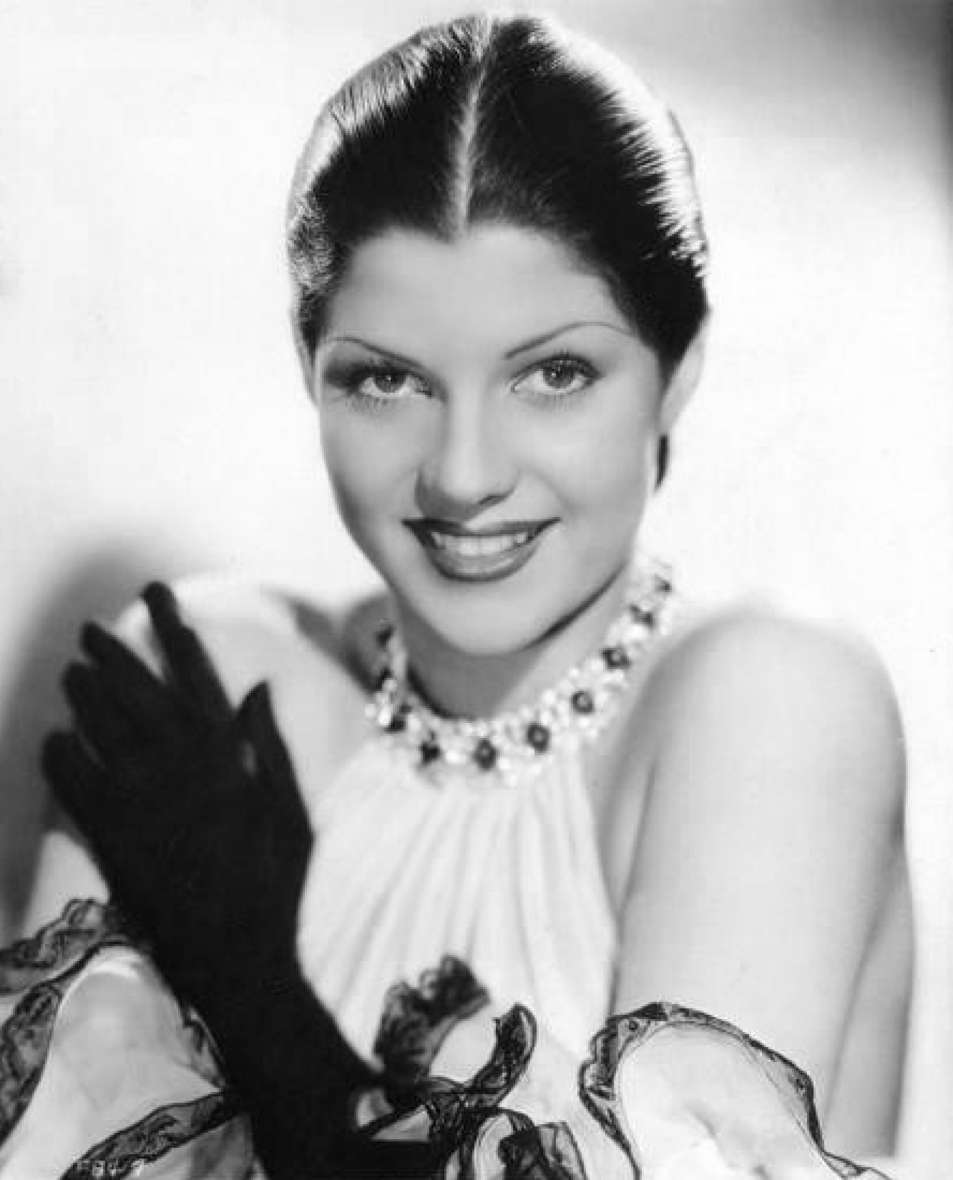 rita-hayworth-fox-1935.jpg