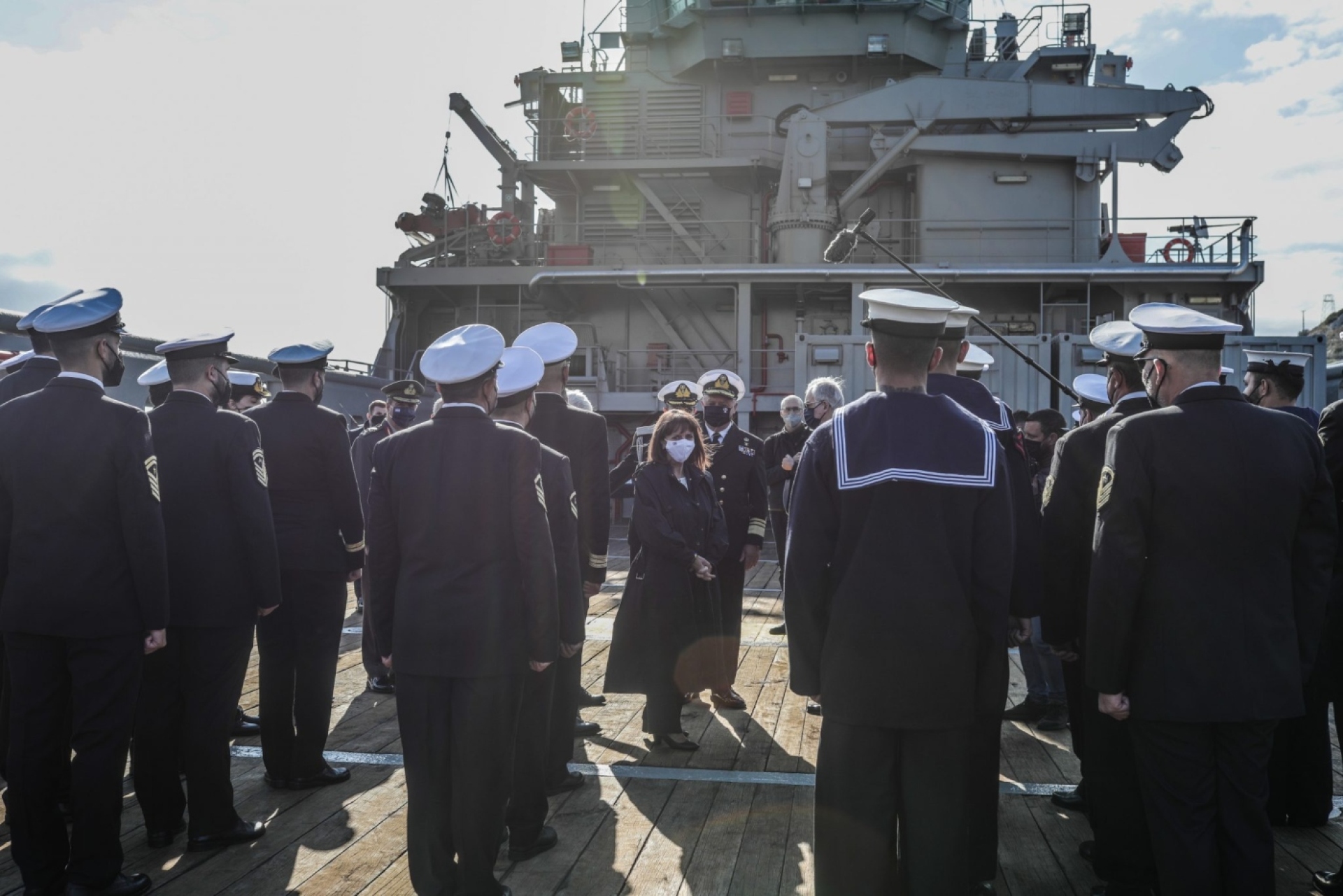 Η Κατερίνα Σακελλαροπούλου στην τελετή ονοματοδοσίας του Πλοίου Γενικής Υποστήριξης «ΑΙΑΣ